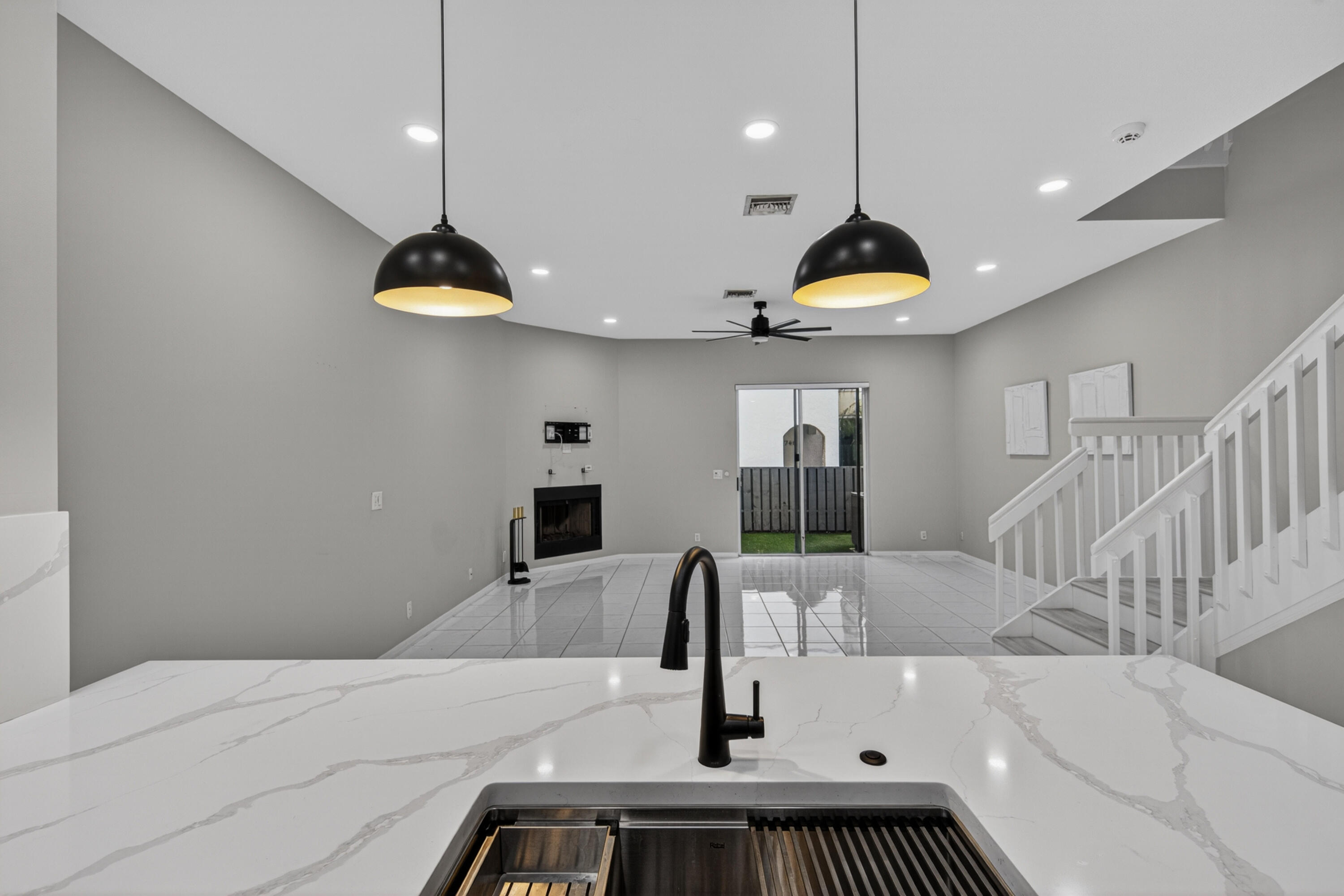 835 NE 17th Fort Lauderdale, FL 33304