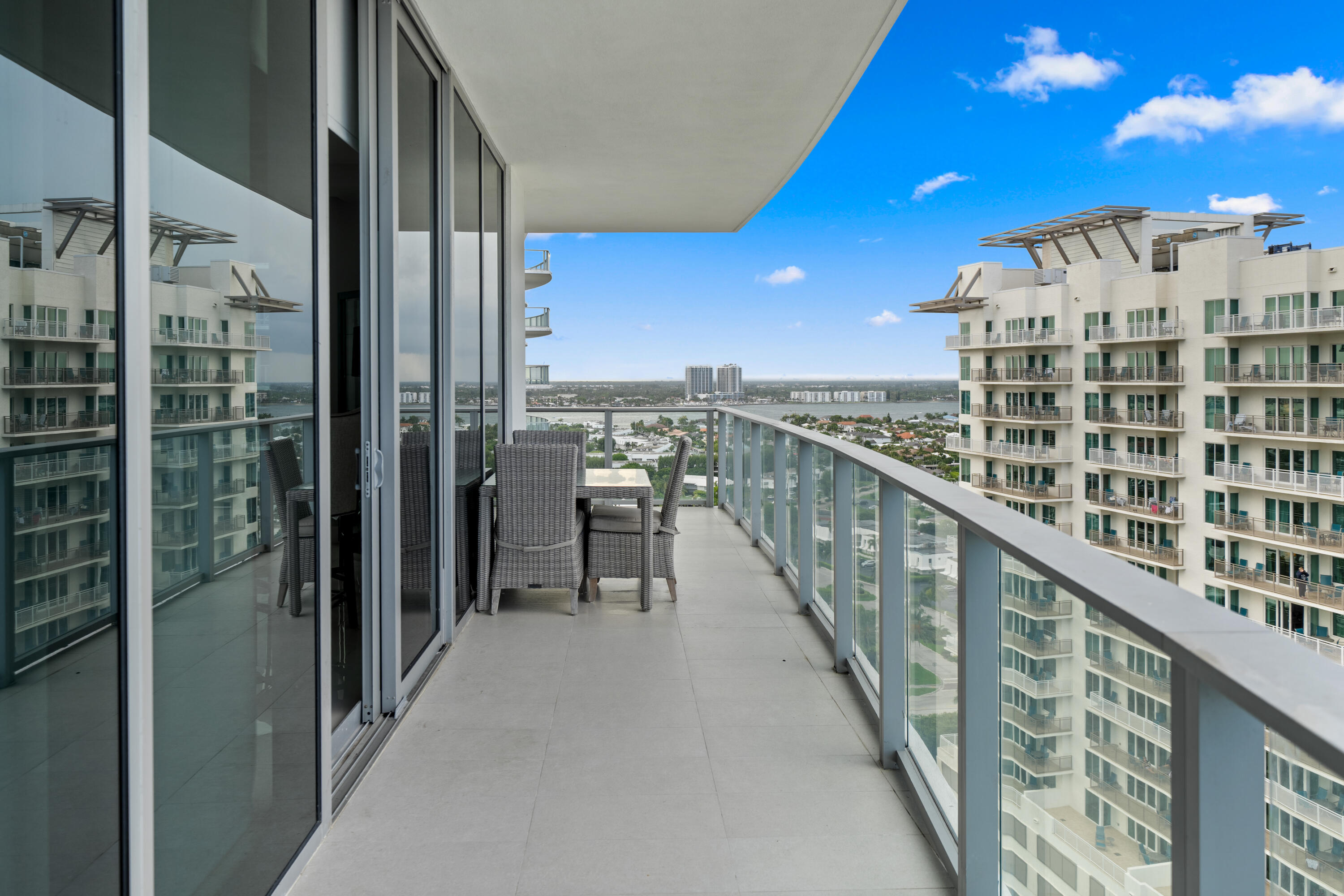 3100 N Ocean #H-1708 Singer Island, FL 33404