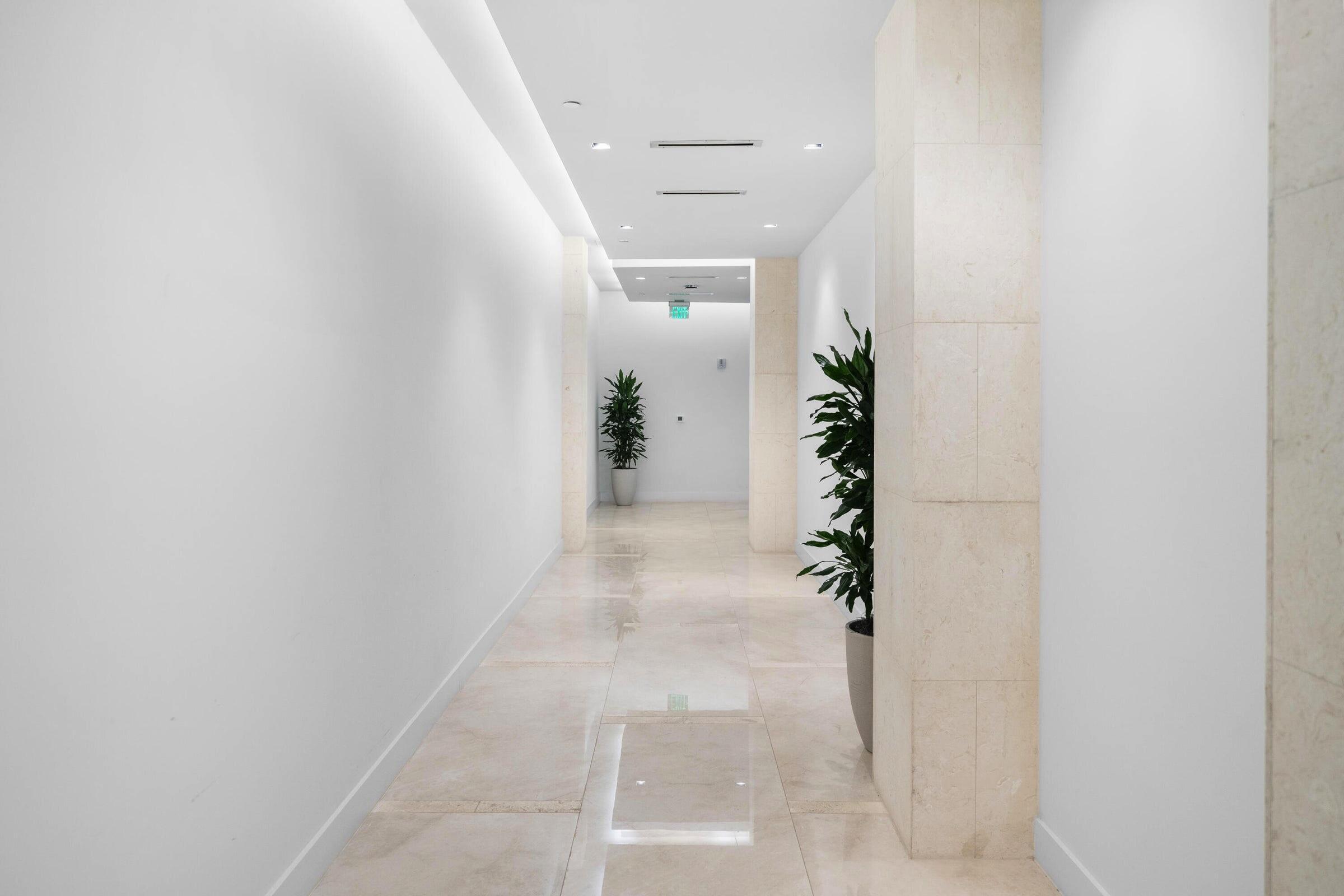 3100 N Ocean #H-1708 Singer Island, FL 33404