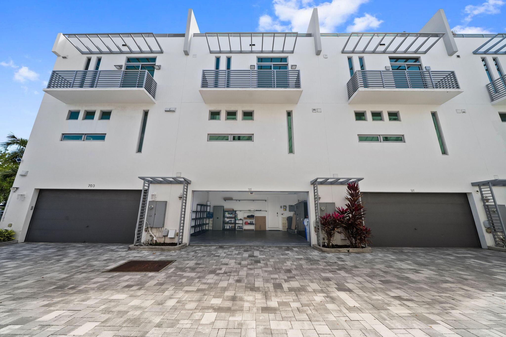 705 Briny Pompano Beach, FL 33062