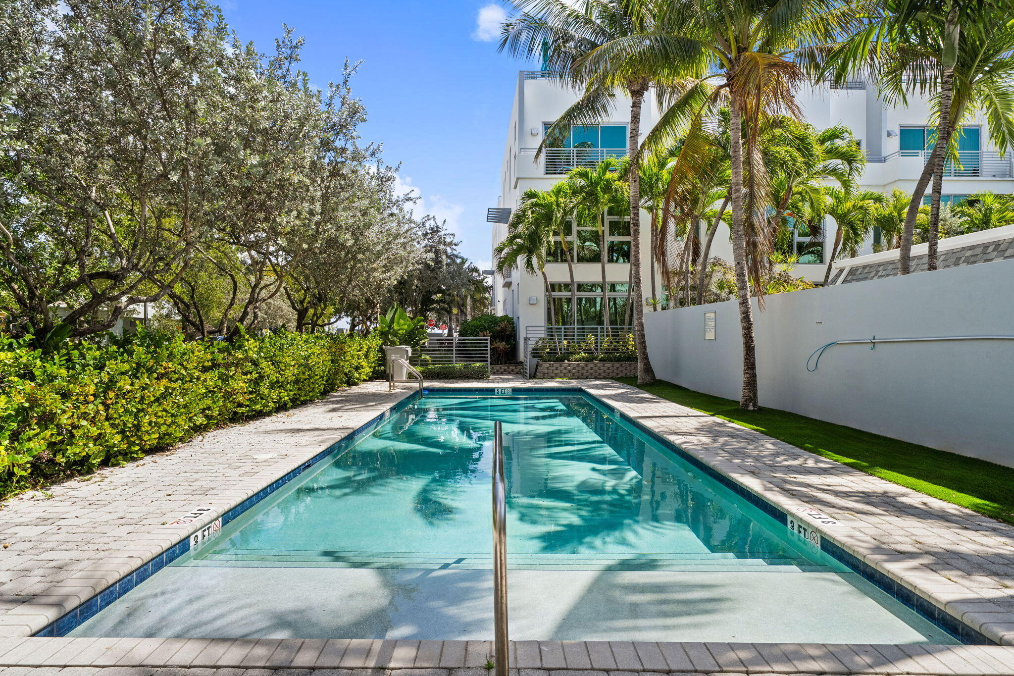 705 Briny Pompano Beach, FL 33062