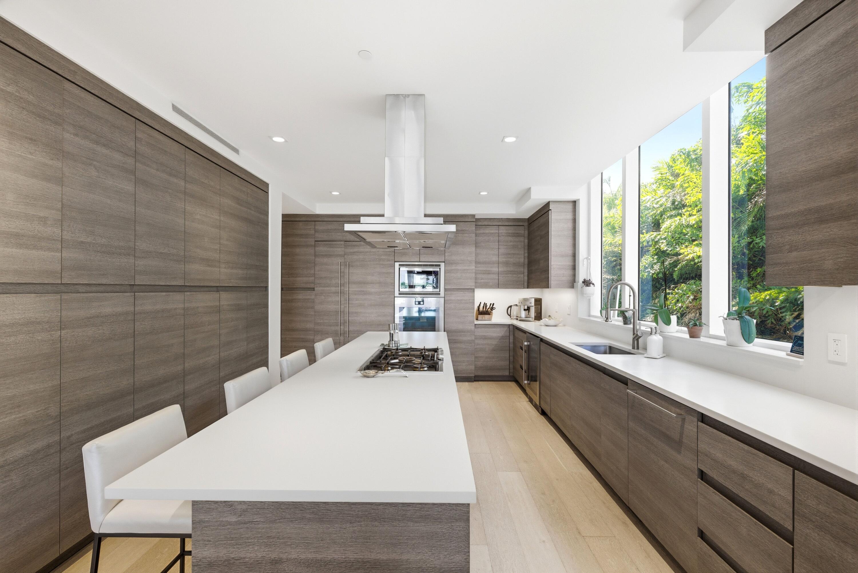 1110 Seminole #201 Fort Lauderdale, FL 33304