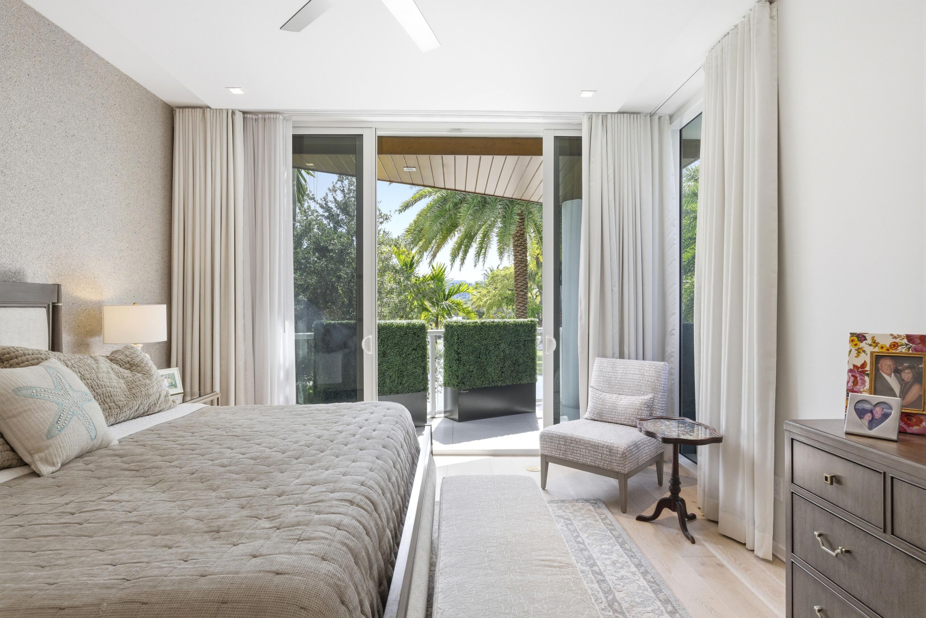 1110 Seminole #201 Fort Lauderdale, FL 33304