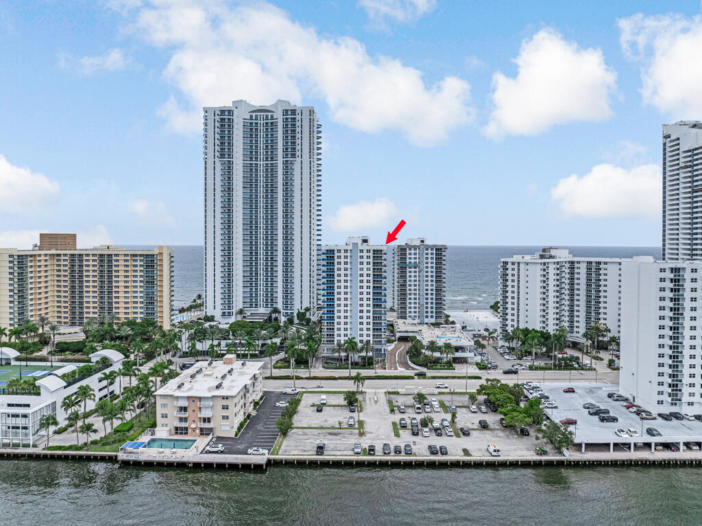 2751 S Ocean #1008