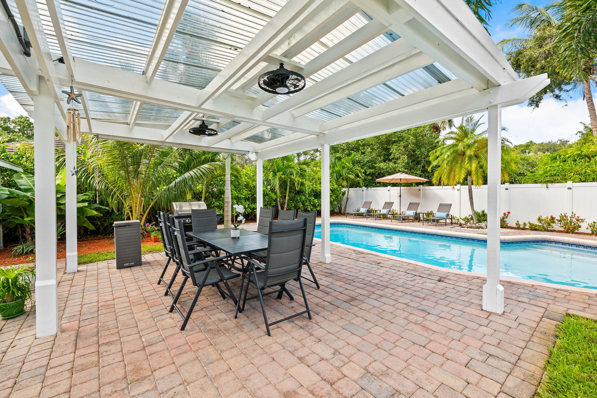 1300 SW 17th St Fort Lauderdale, FL 33315