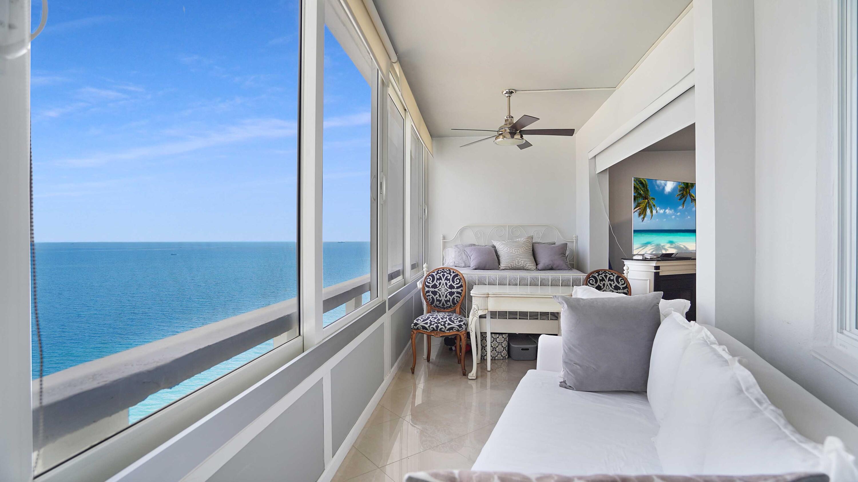 3600 Galt Ocean Dr #15E