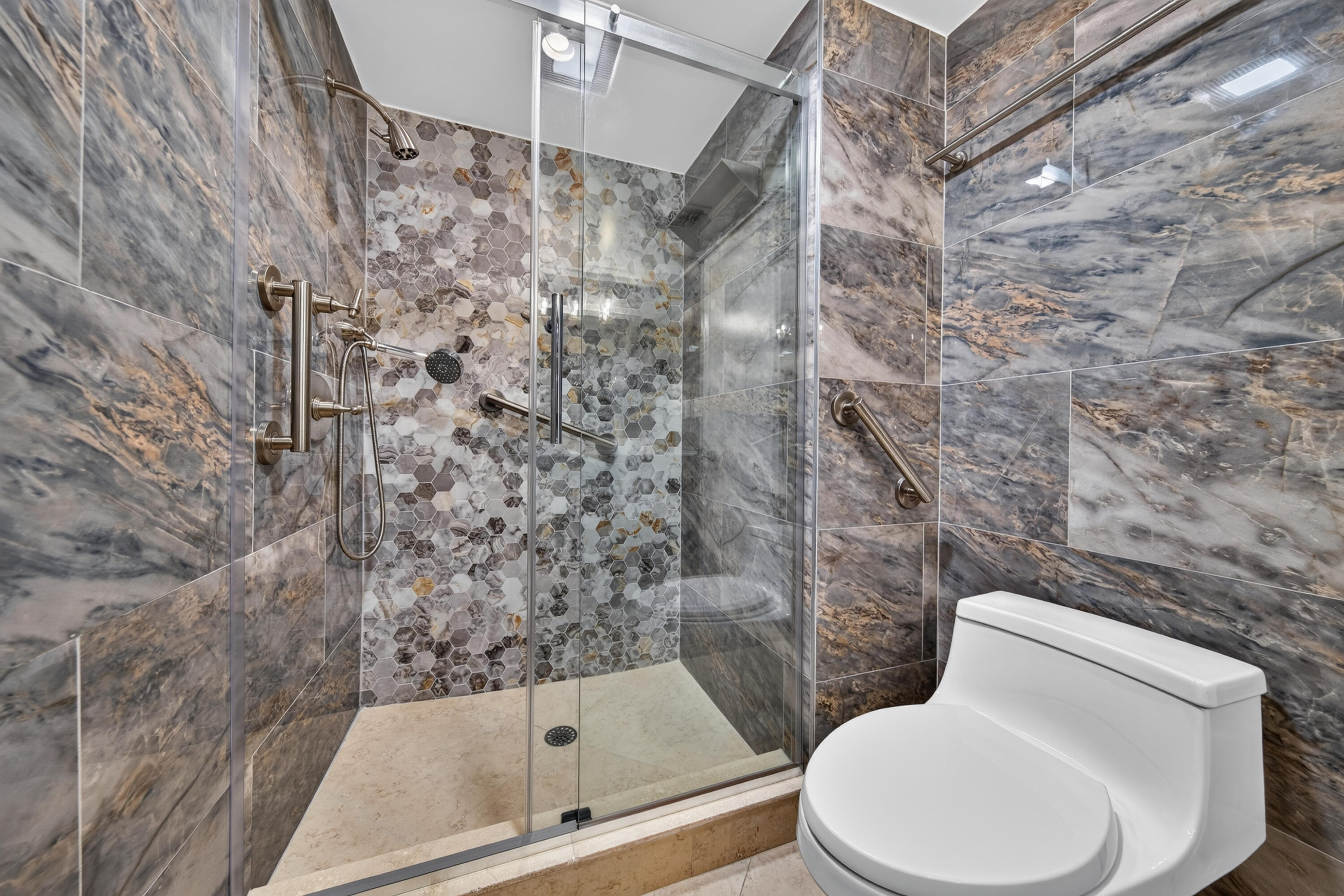 3900 Galt Ocean #2417 Fort Lauderdale, FL 33308