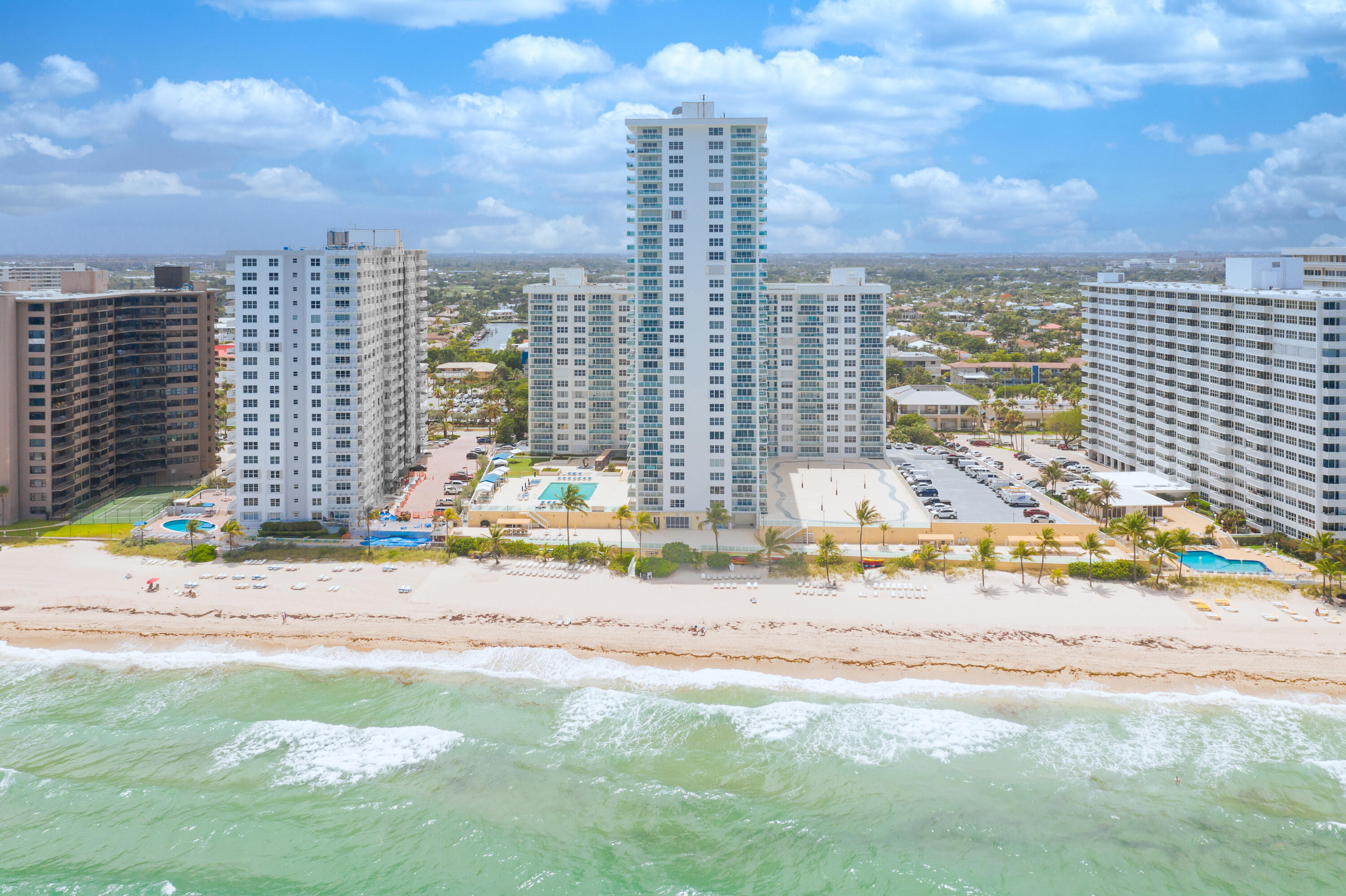 3900 Galt Ocean #2417 Fort Lauderdale, FL 33308