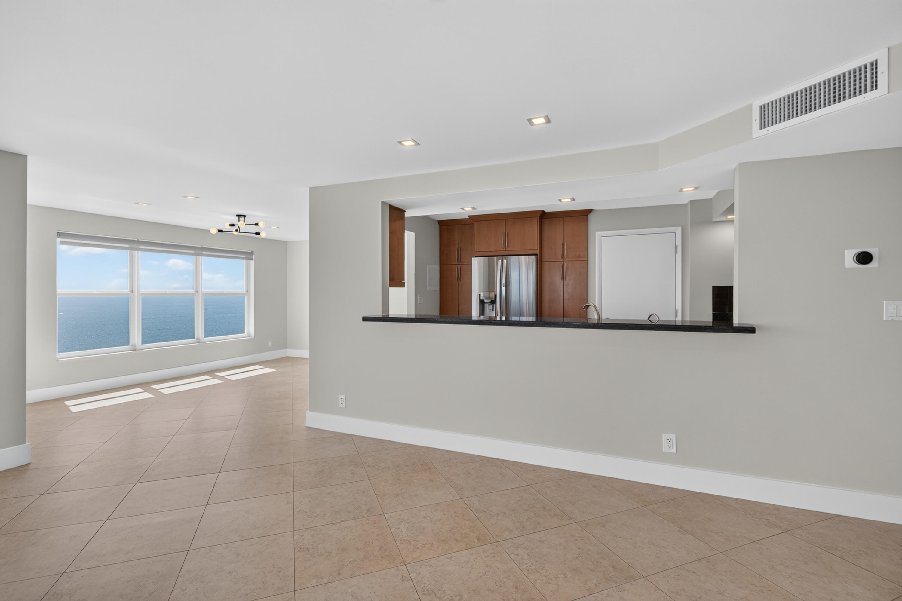 3900 Galt Ocean #2417 Fort Lauderdale, FL 33308