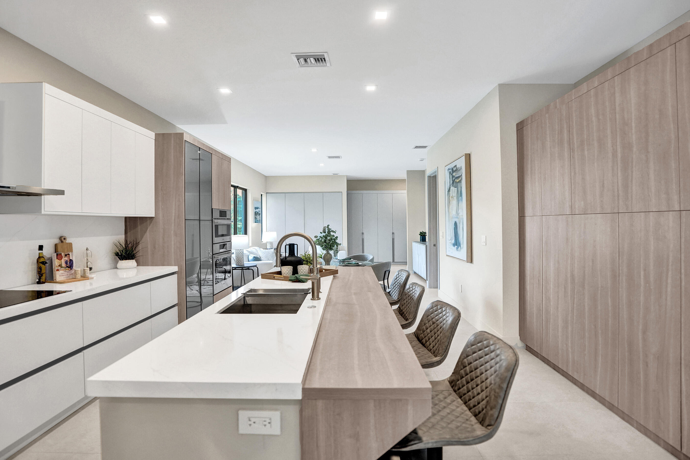 1140 SE 6th Fort Lauderdale, FL 33316