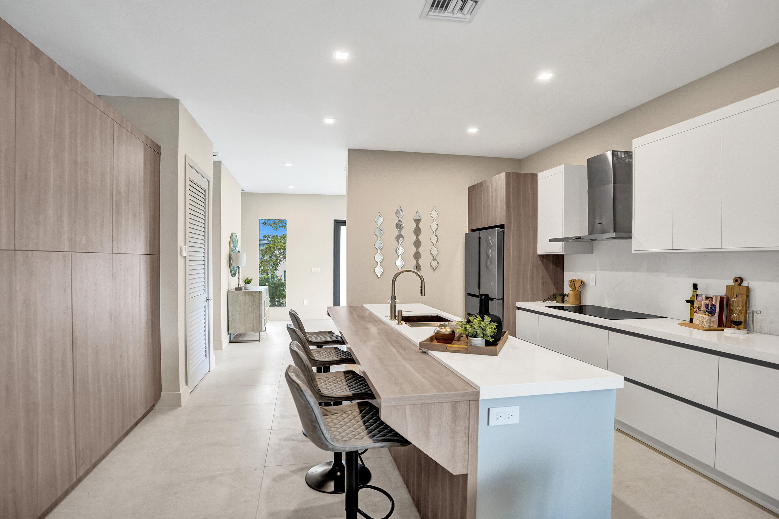 1140 SE 6th Fort Lauderdale, FL 33316