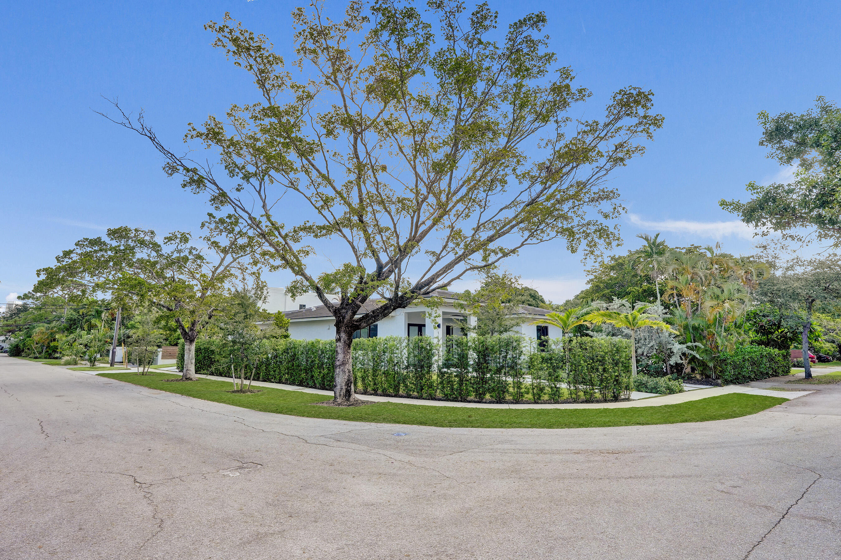 1140 SE 6th Fort Lauderdale, FL 33316