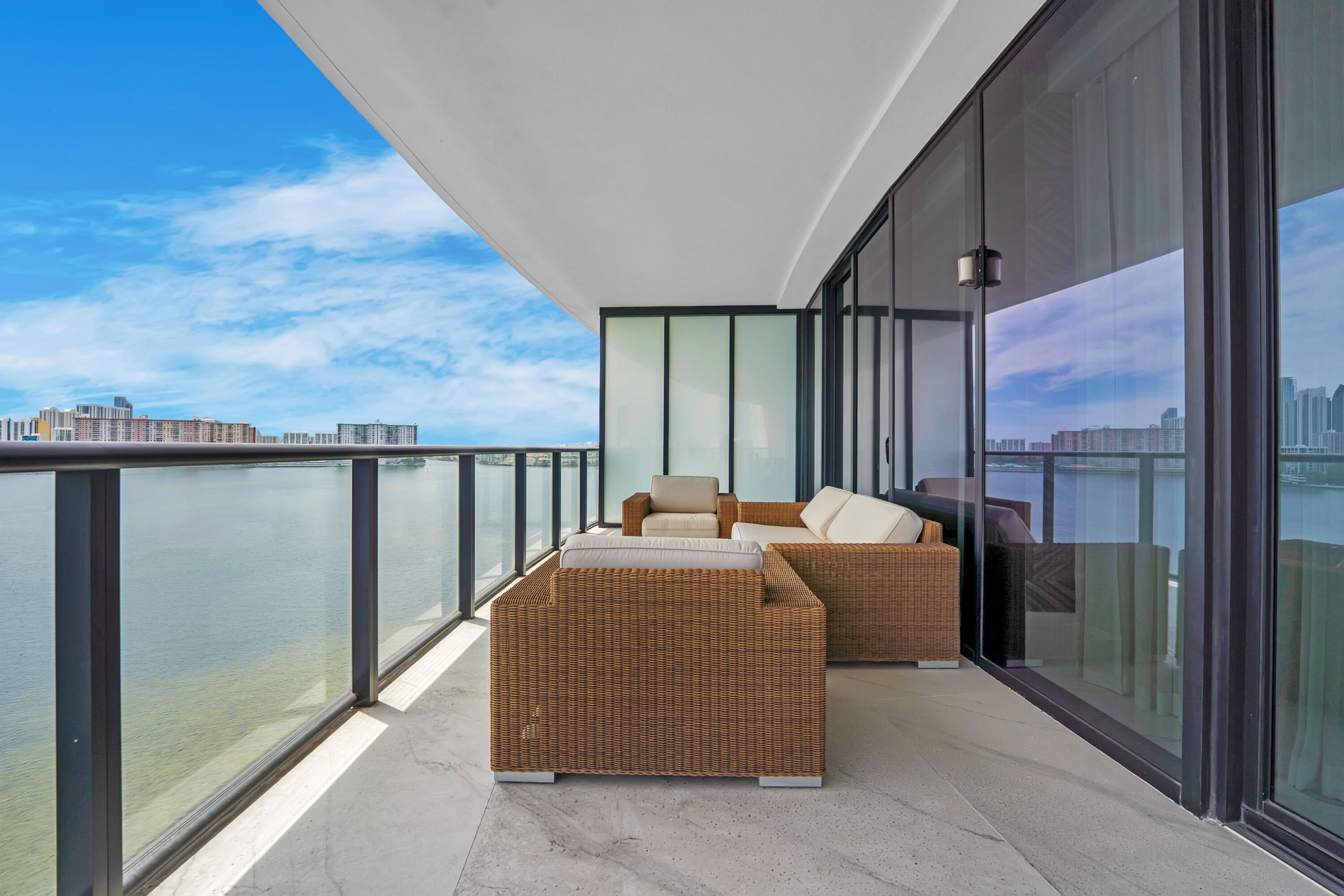 image Prive33