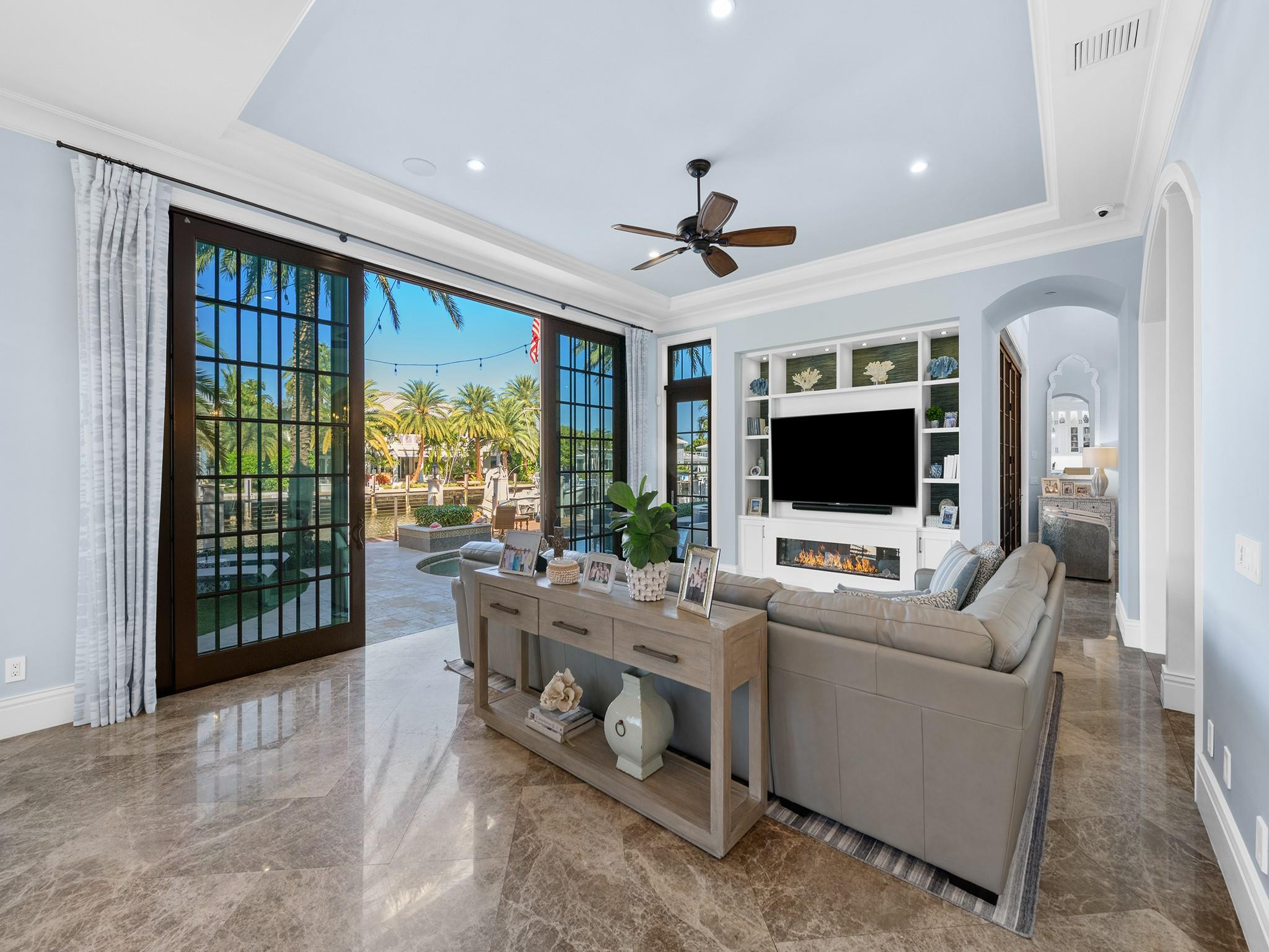 2319 NE 28th St Lighthouse Point, FL 33064