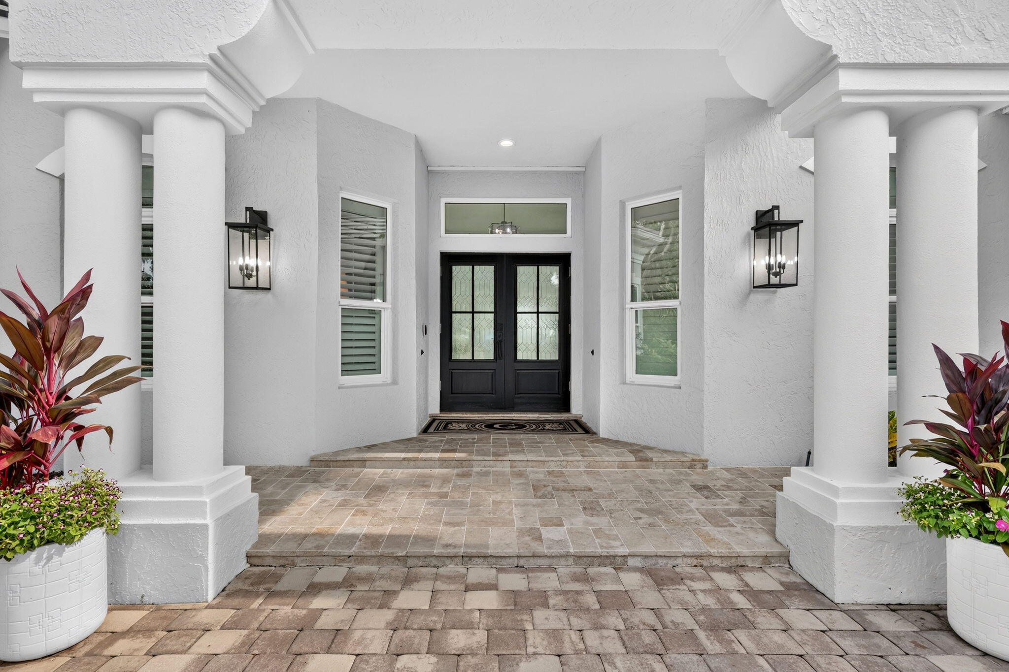 700 Marbrisa Riv Ln Vero Beach, FL 32963