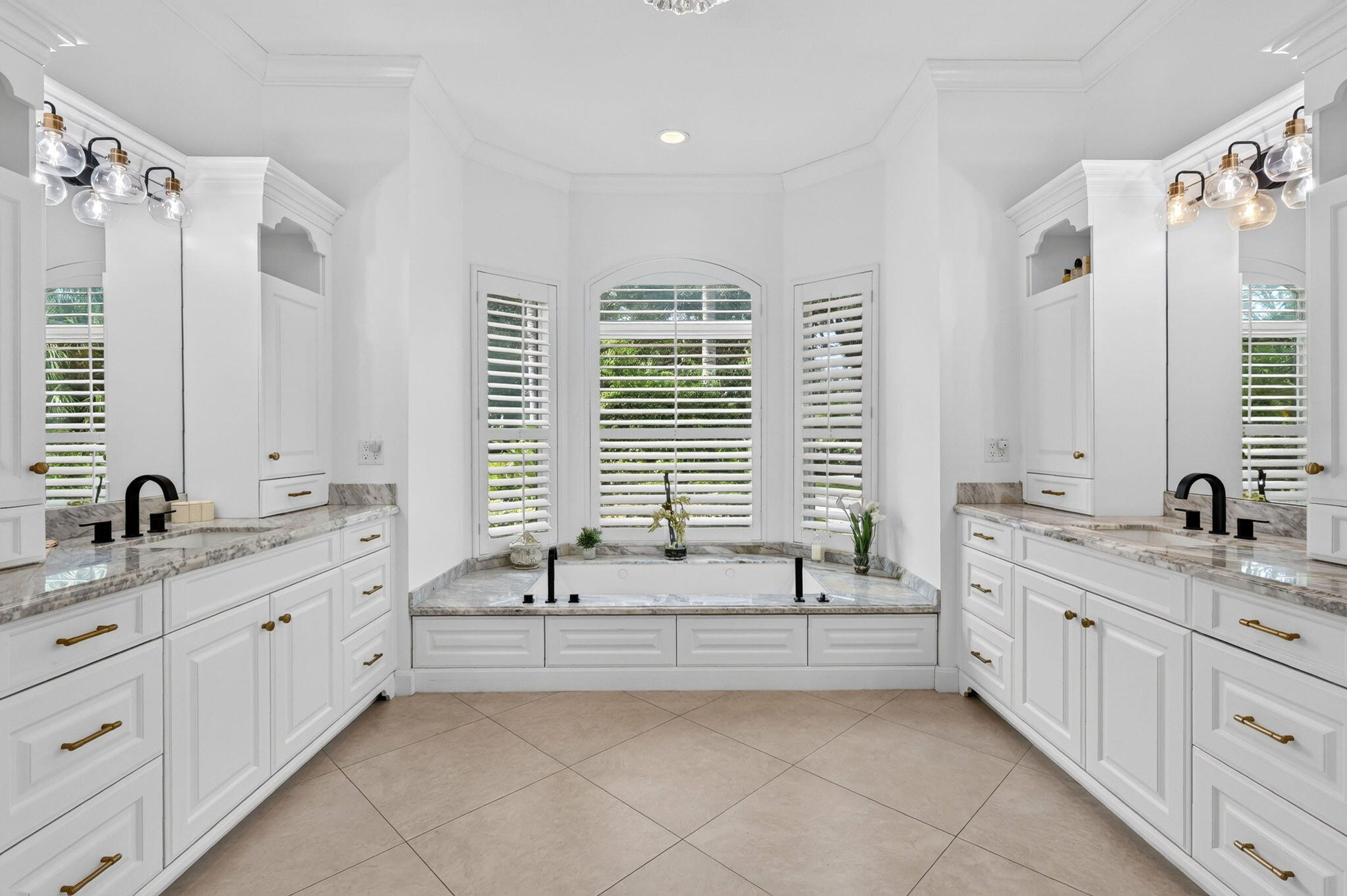 700 Marbrisa Riv Ln Vero Beach, FL 32963