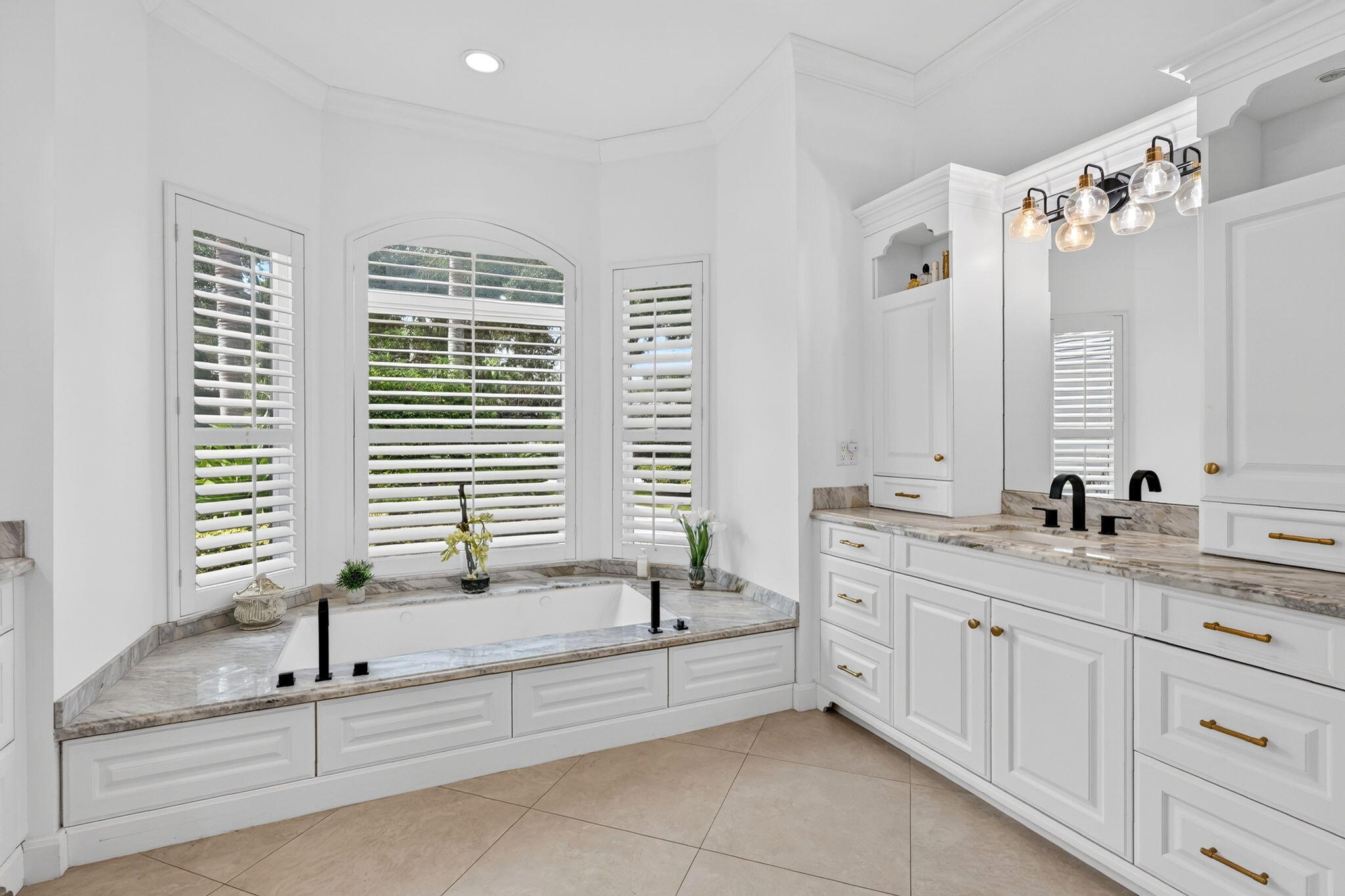 700 Marbrisa Riv Ln Vero Beach, FL 32963