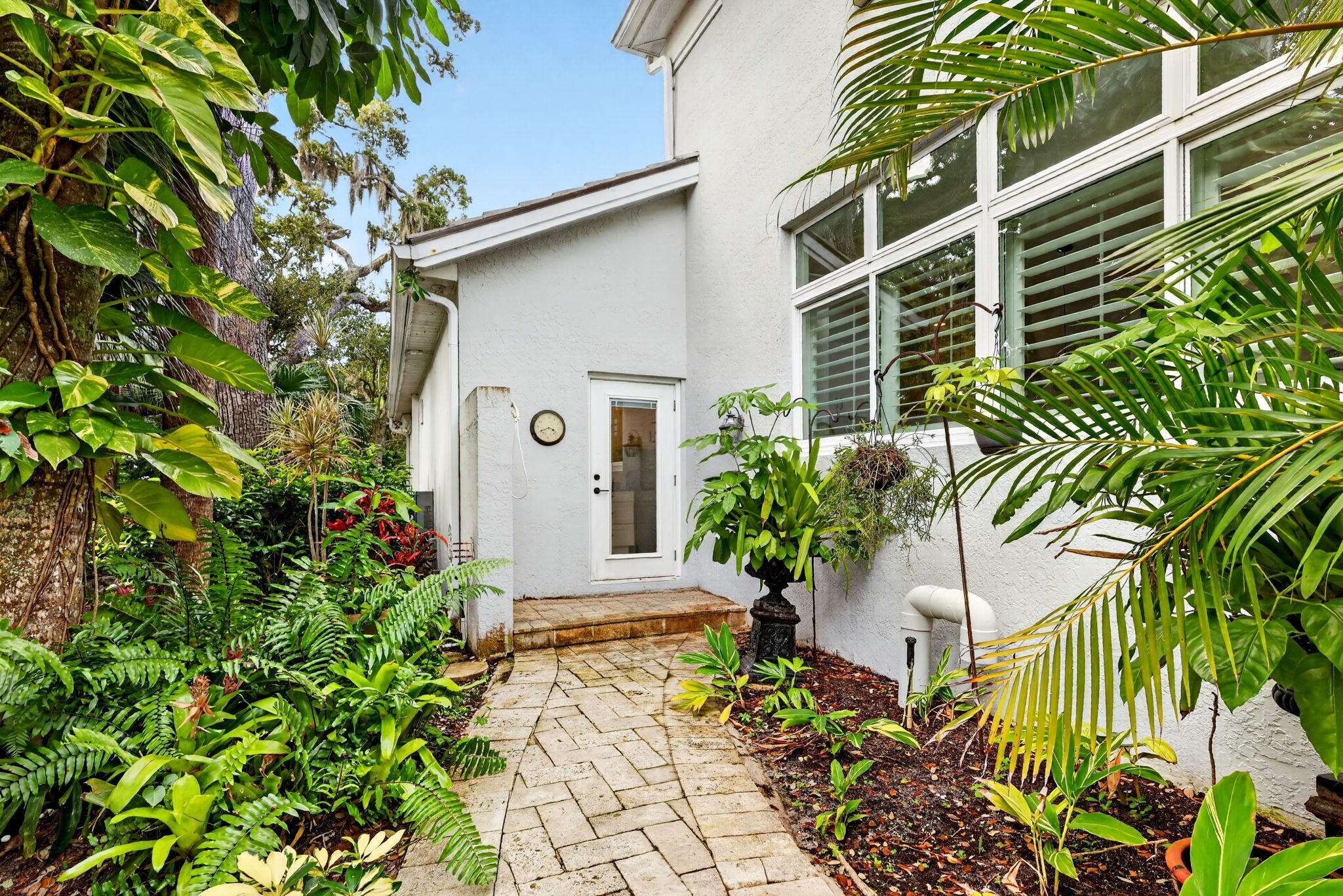 700 Marbrisa Riv Ln Vero Beach, FL 32963
