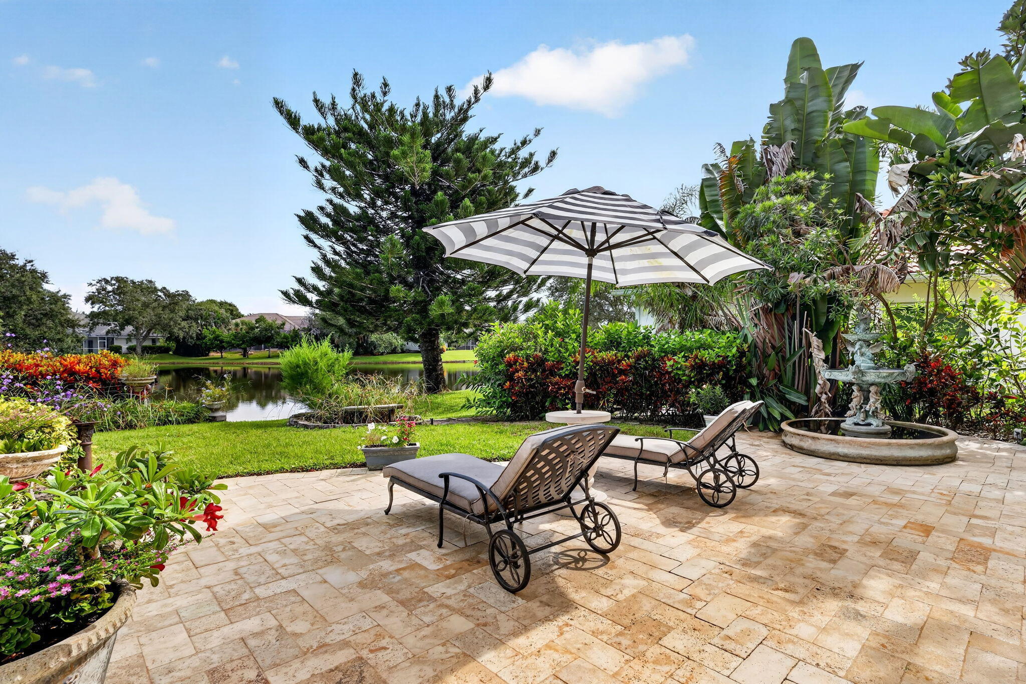 700 Marbrisa Riv Ln Vero Beach, FL 32963