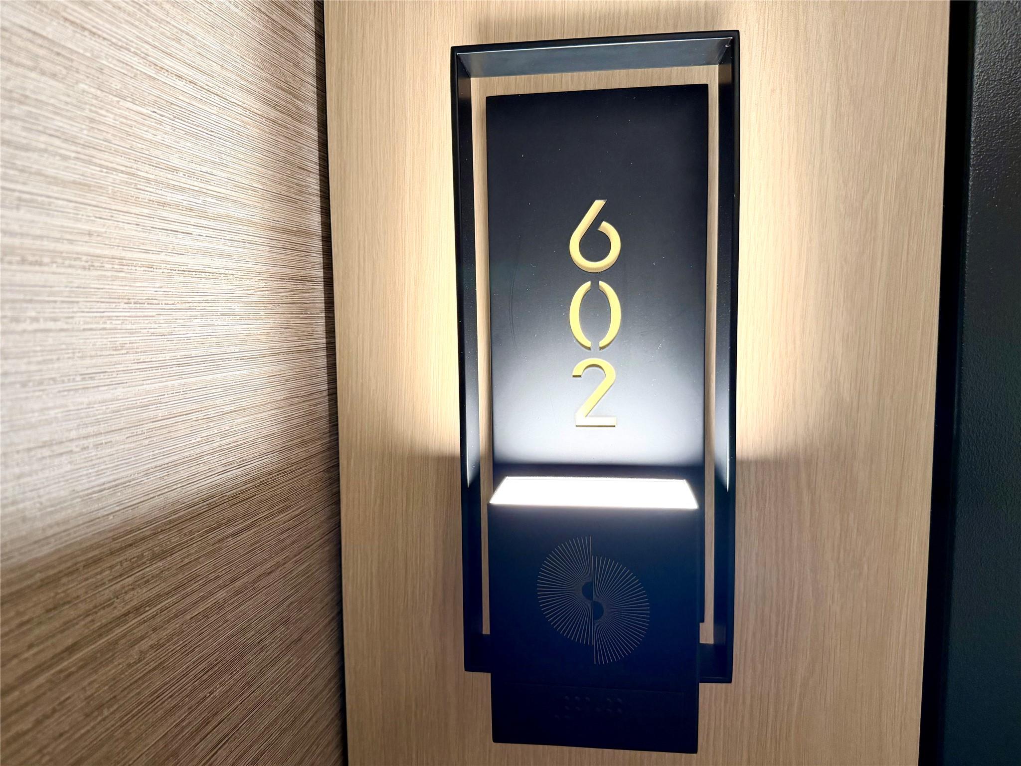 image Selene Oceanfront Residen31