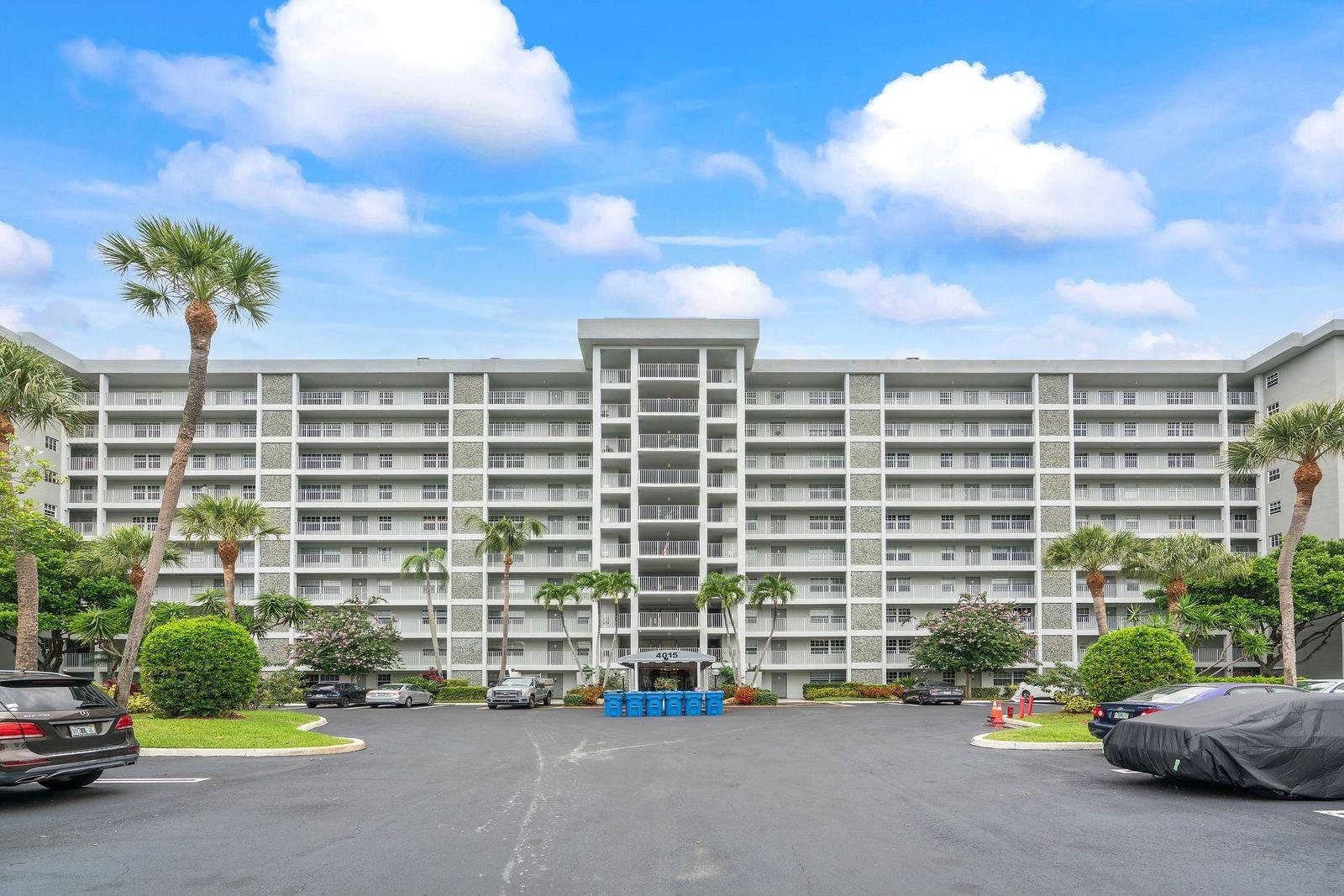 4015 W Palm Aire Dr #606
