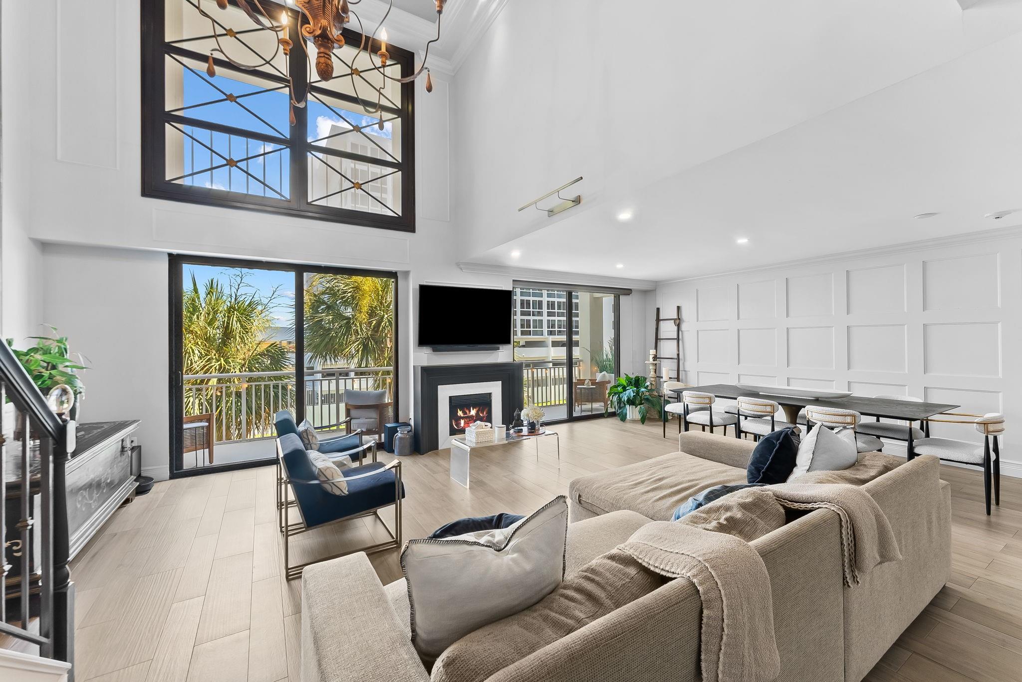 3100 NE 48th St #304,Fort Lauderdale, FL 33308