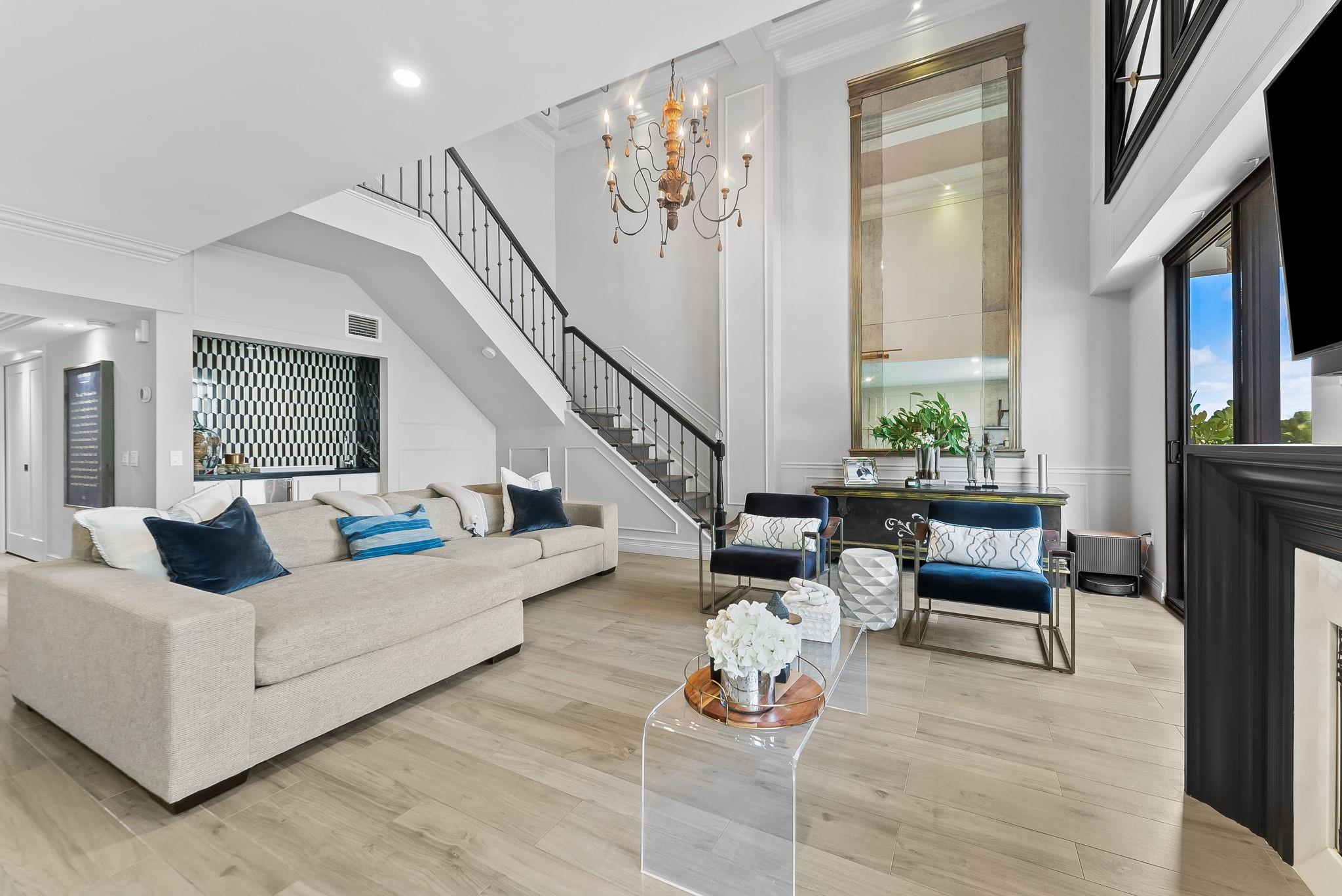 3100 NE 48th St #304,Fort Lauderdale, FL 33308