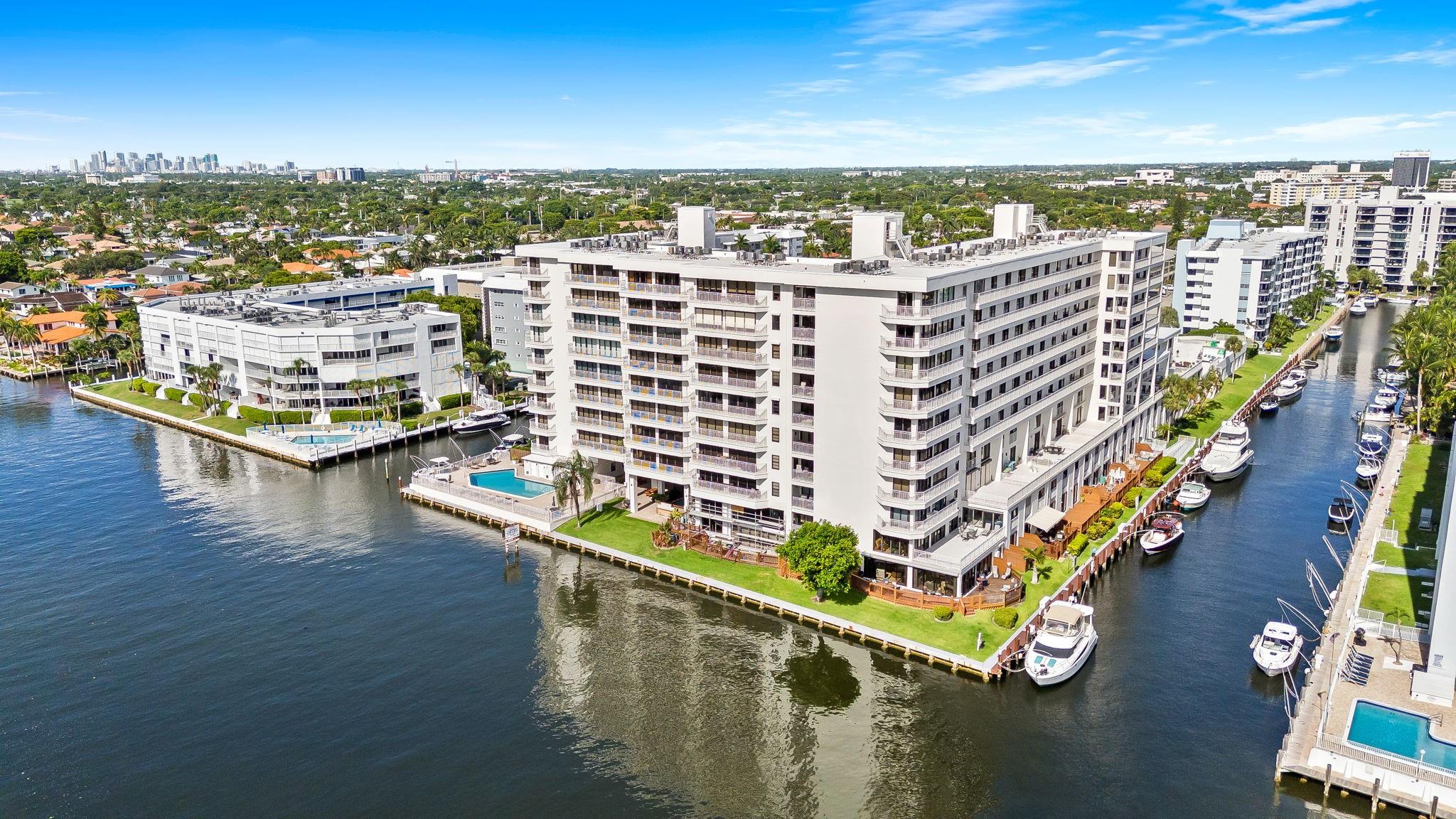 3100 NE 48th St #304,Fort Lauderdale, FL 33308