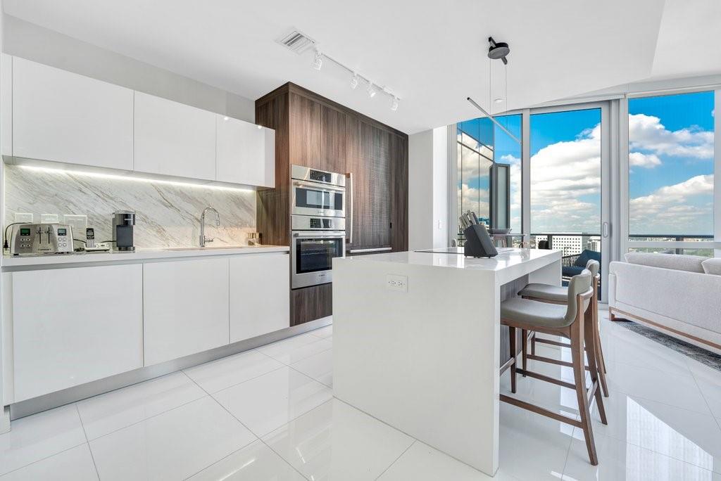 image Paramount Miami Worldcent2