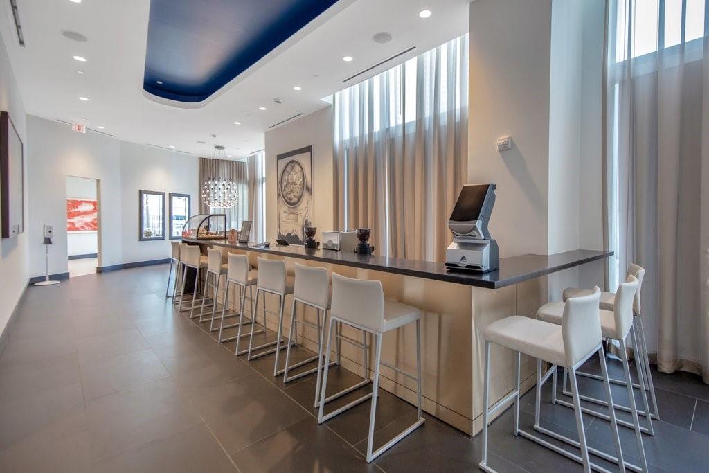 image Paramount Miami Worldcent29