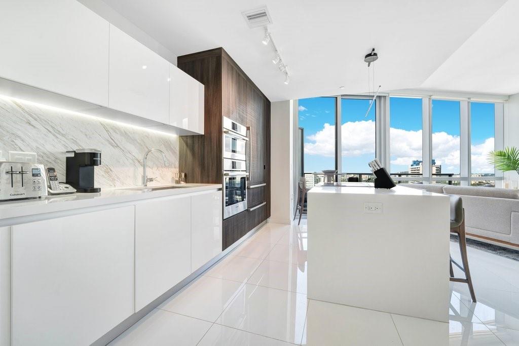 image Paramount Miami Worldcent3