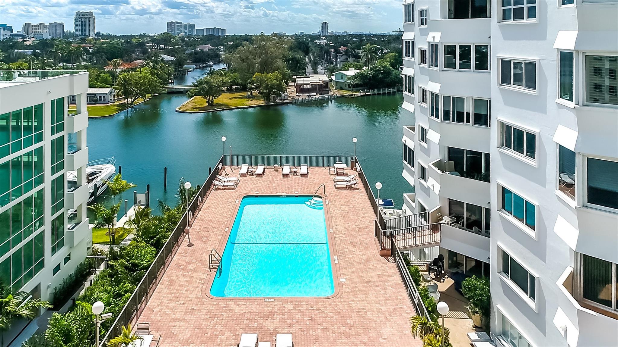 333 Sunset Dr #503 Fort Lauderdale, FL 33301