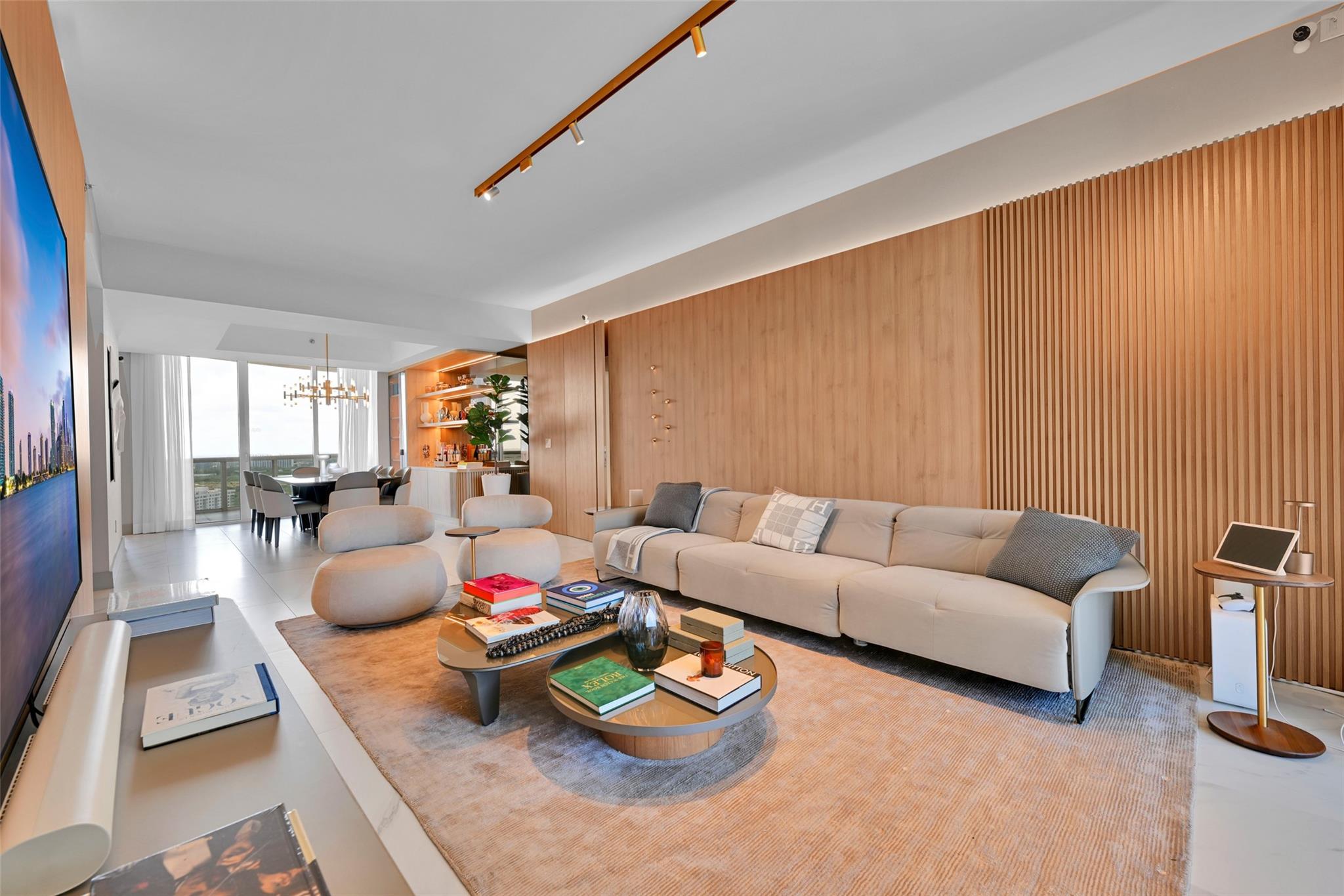 16001 Collins Ave #3004