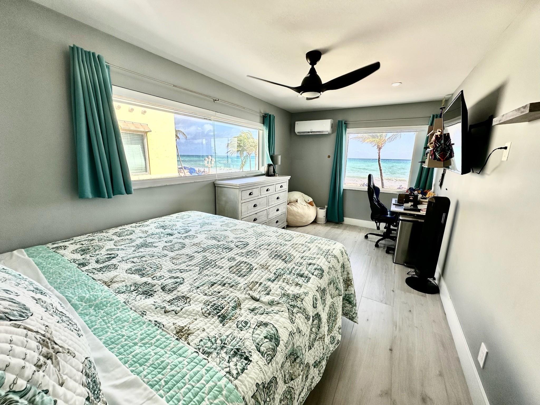 2205 N Surf Rd Hollywood, FL 33019