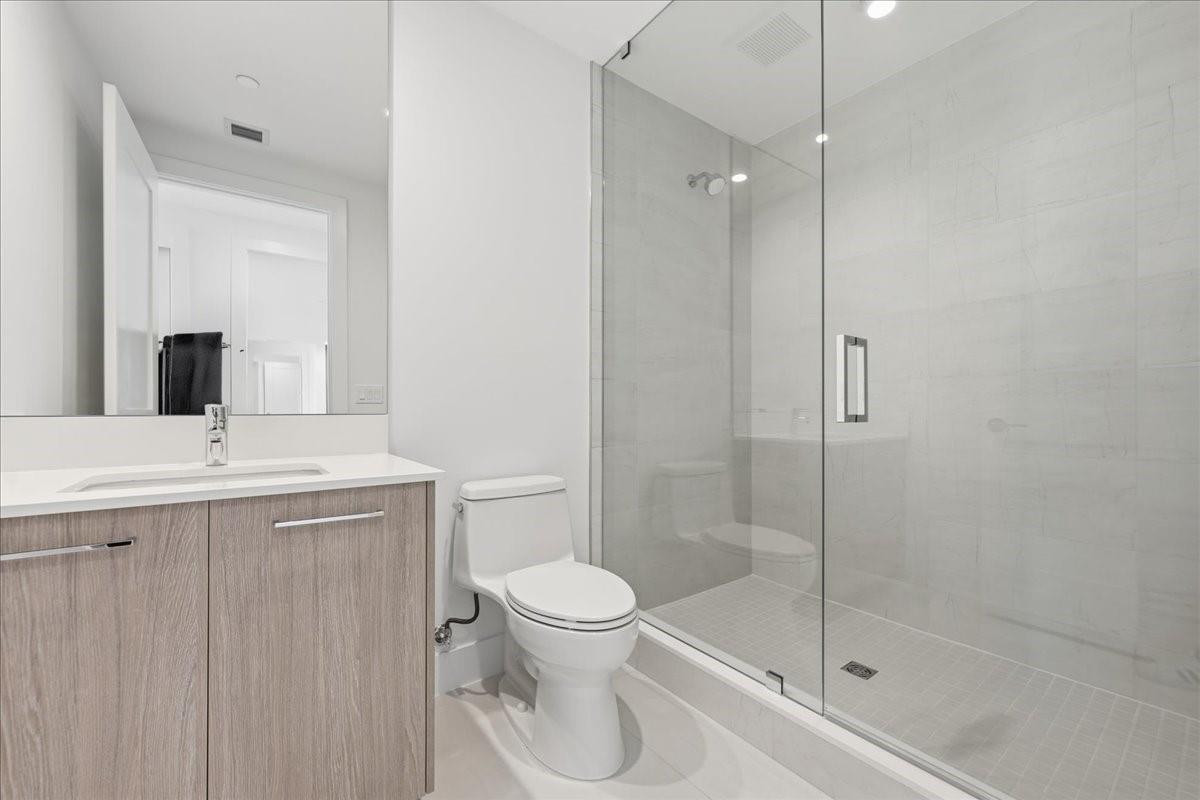 153 N Seabreeze Blvd #1101 S Fort Lauderdale, FL 33304