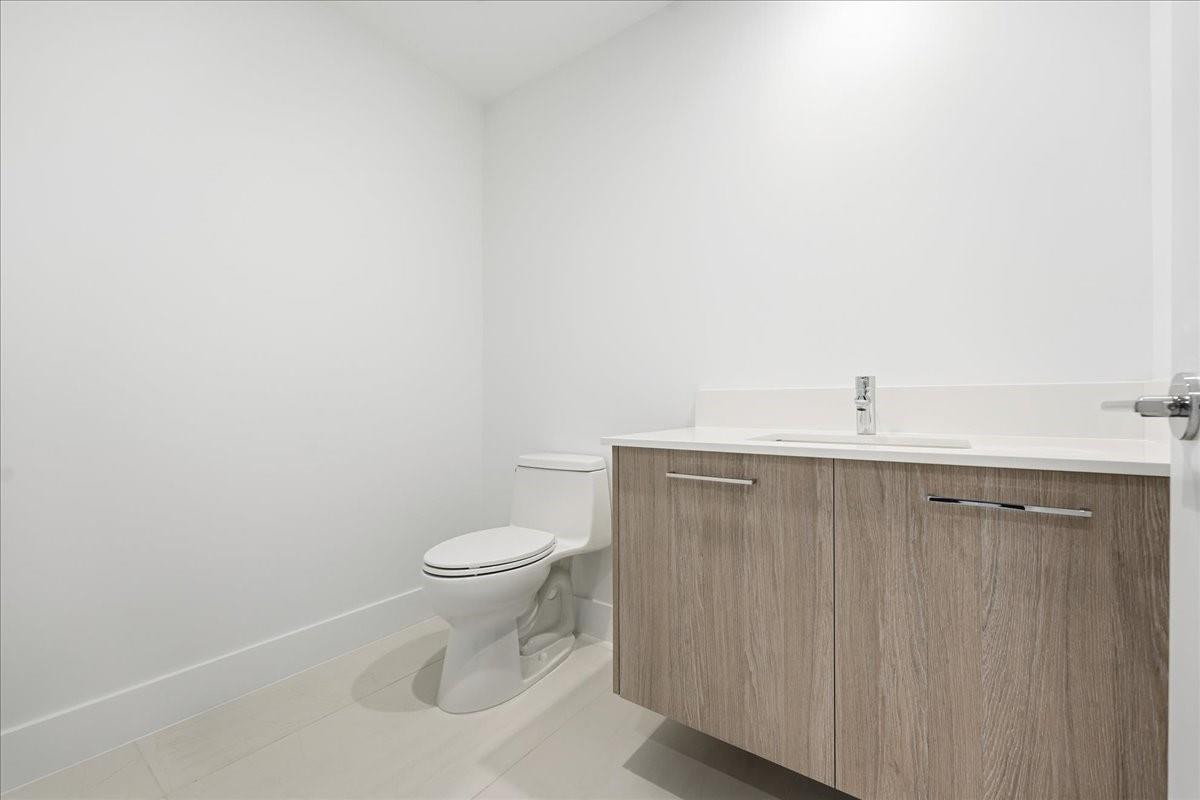 153 N Seabreeze Blvd #1101 S Fort Lauderdale, FL 33304