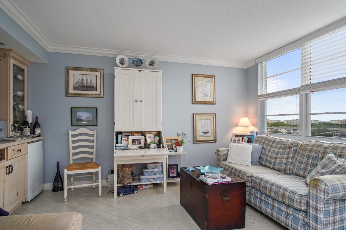 3510 Oaks Way #802 Pompano Beach, FL 33069