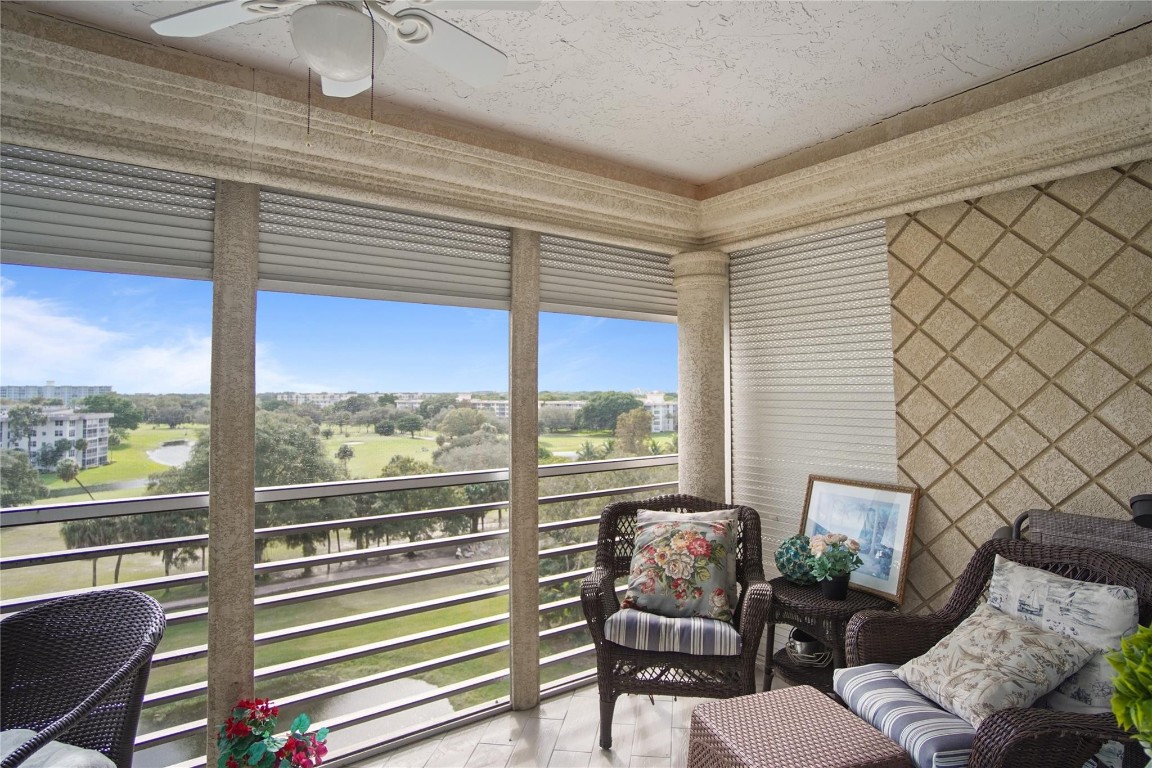 3510 Oaks Way #802 Pompano Beach, FL 33069