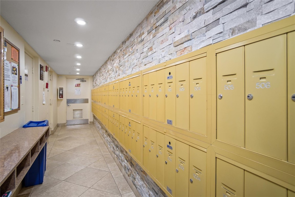 3510 Oaks Way #802 Pompano Beach, FL 33069