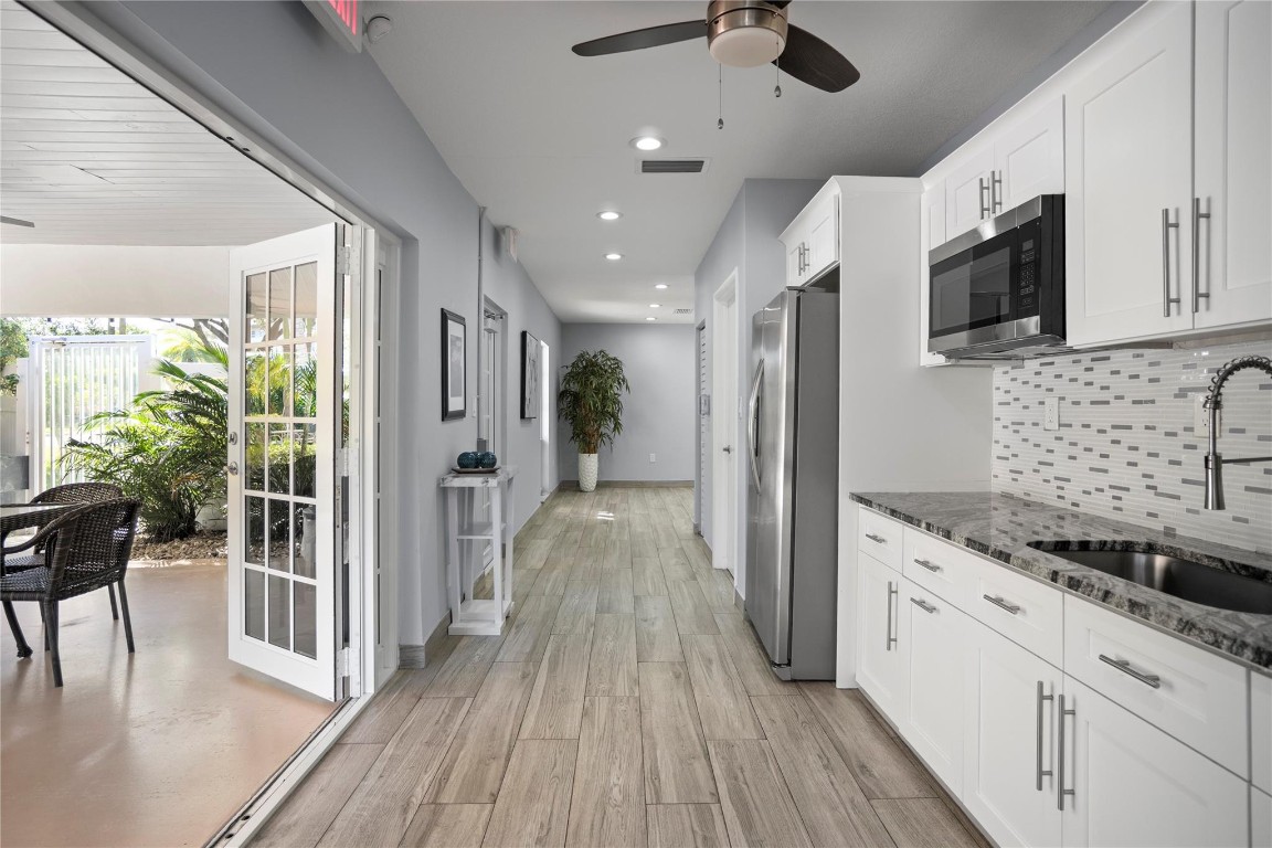 3510 Oaks Way #802 Pompano Beach, FL 33069