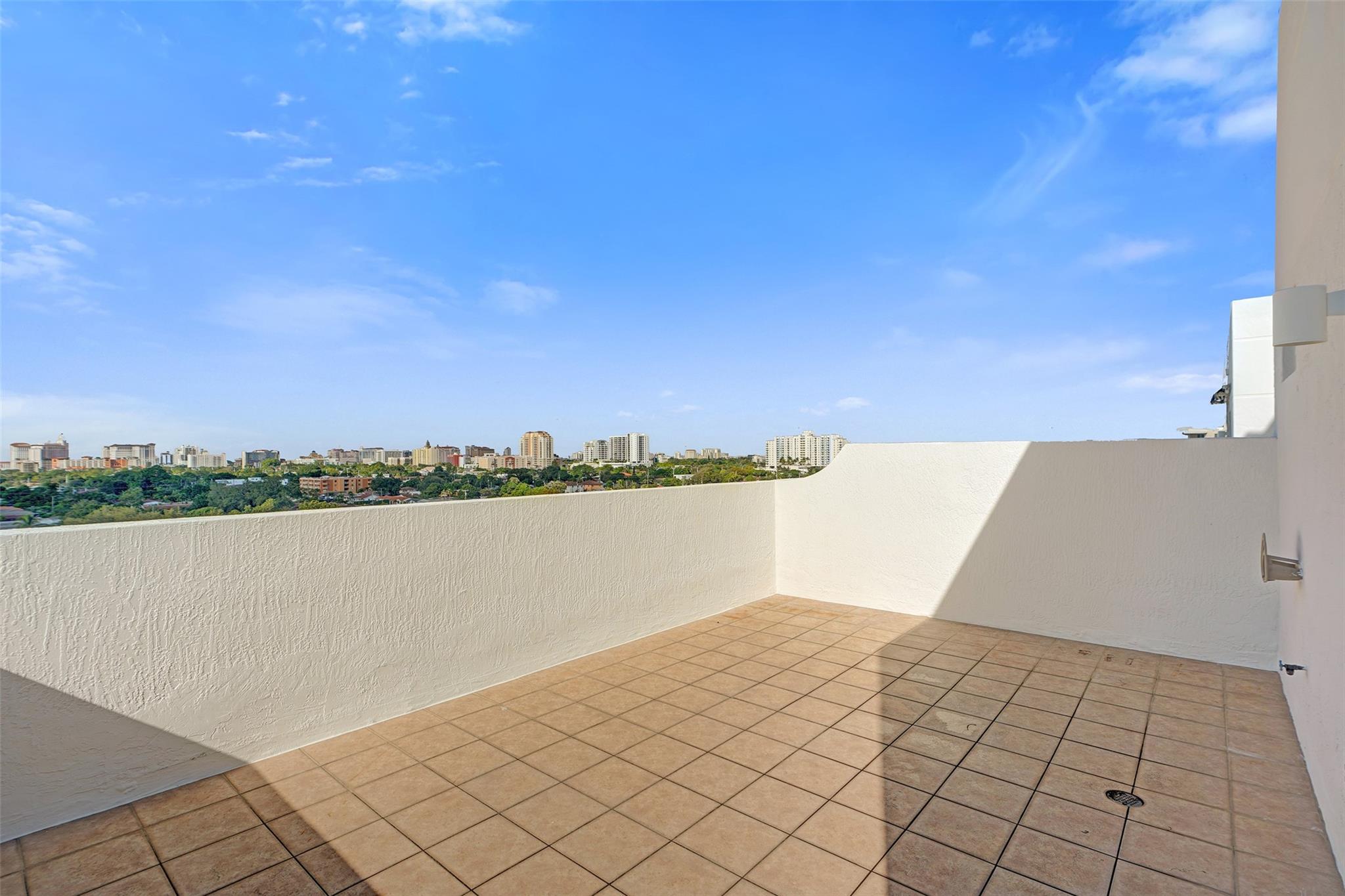 2550 SW 27th Ave #PH! Miami, FL 33133