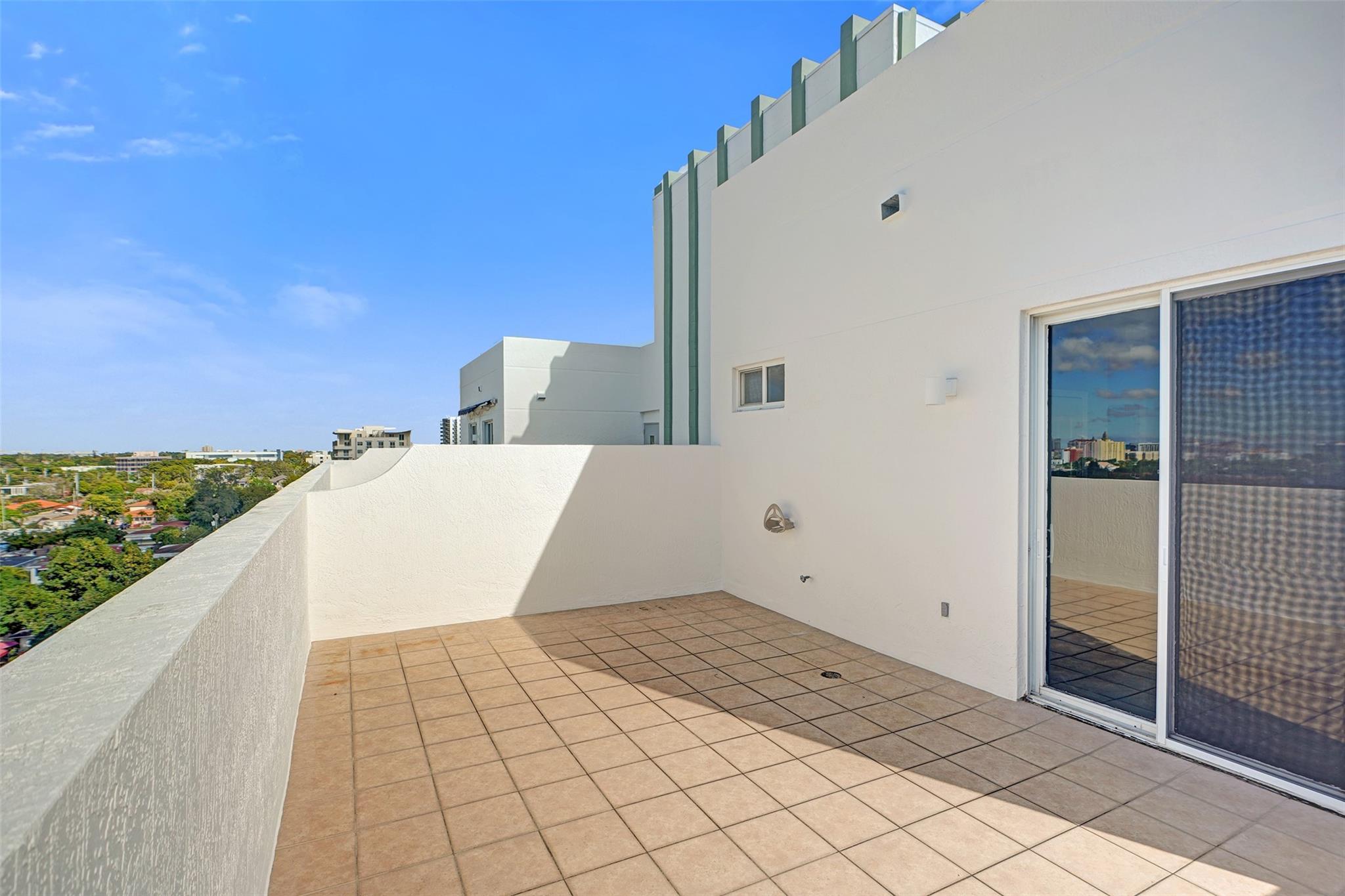 2550 SW 27th Ave #PH! Miami, FL 33133