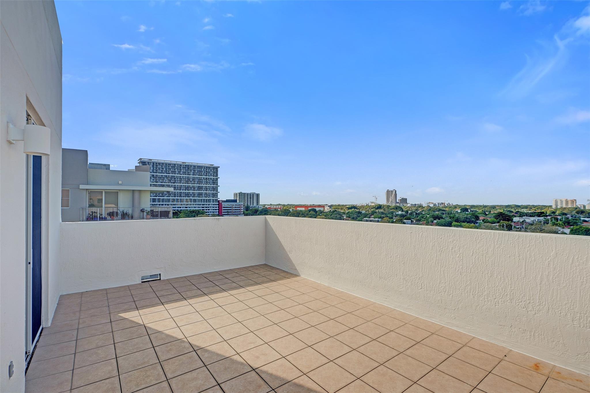 2550 SW 27th Ave #PH! Miami, FL 33133