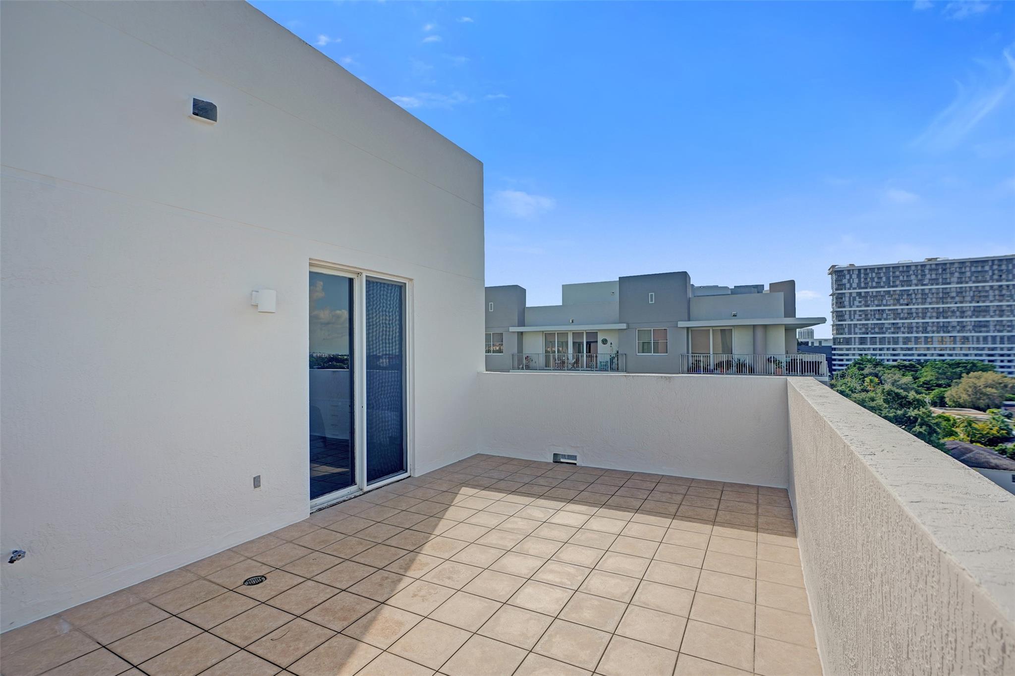 2550 SW 27th Ave #PH! Miami, FL 33133