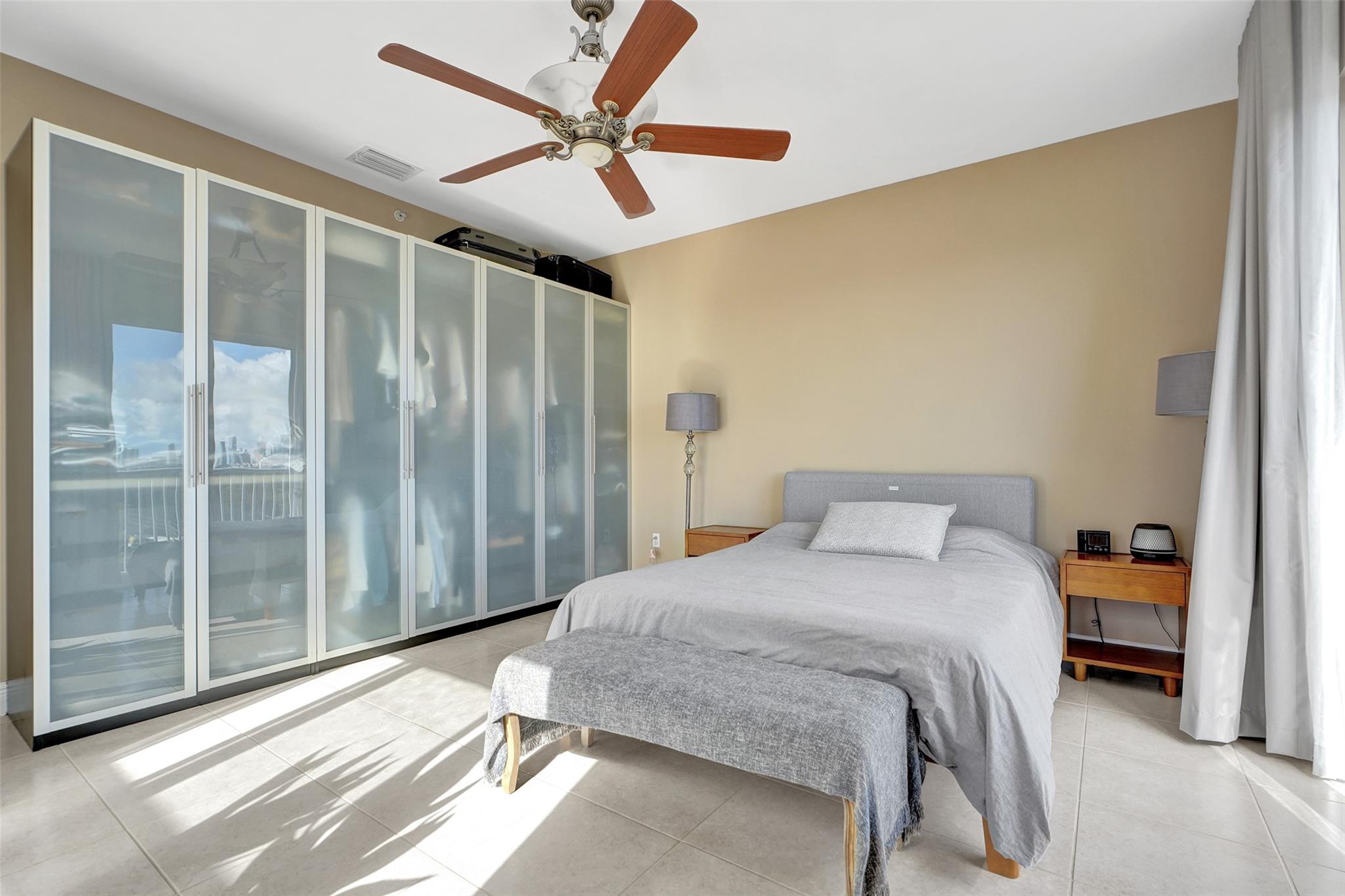 2550 SW 27th Ave #PH! Miami, FL 33133