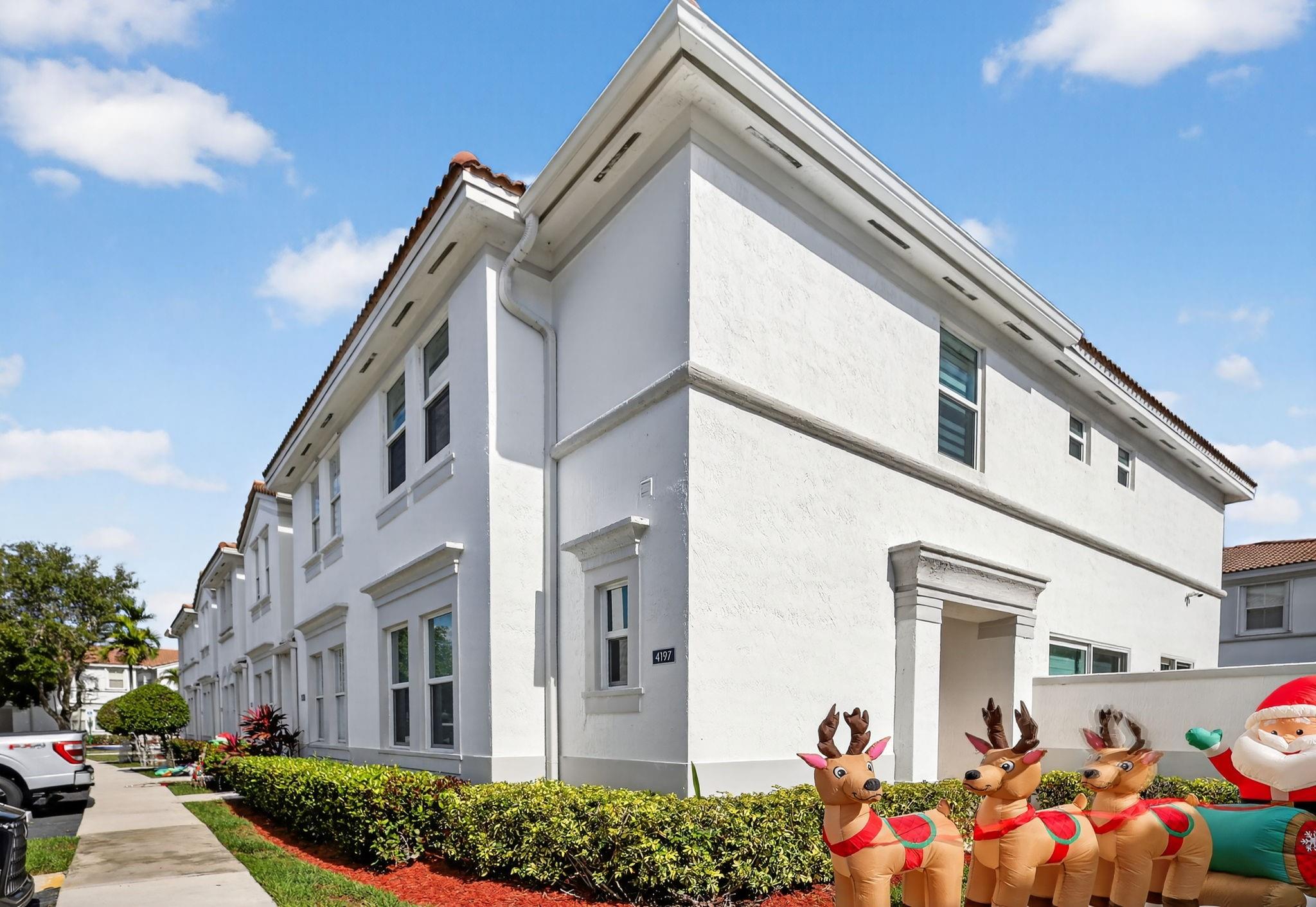 4197 SW 157th Ave #164