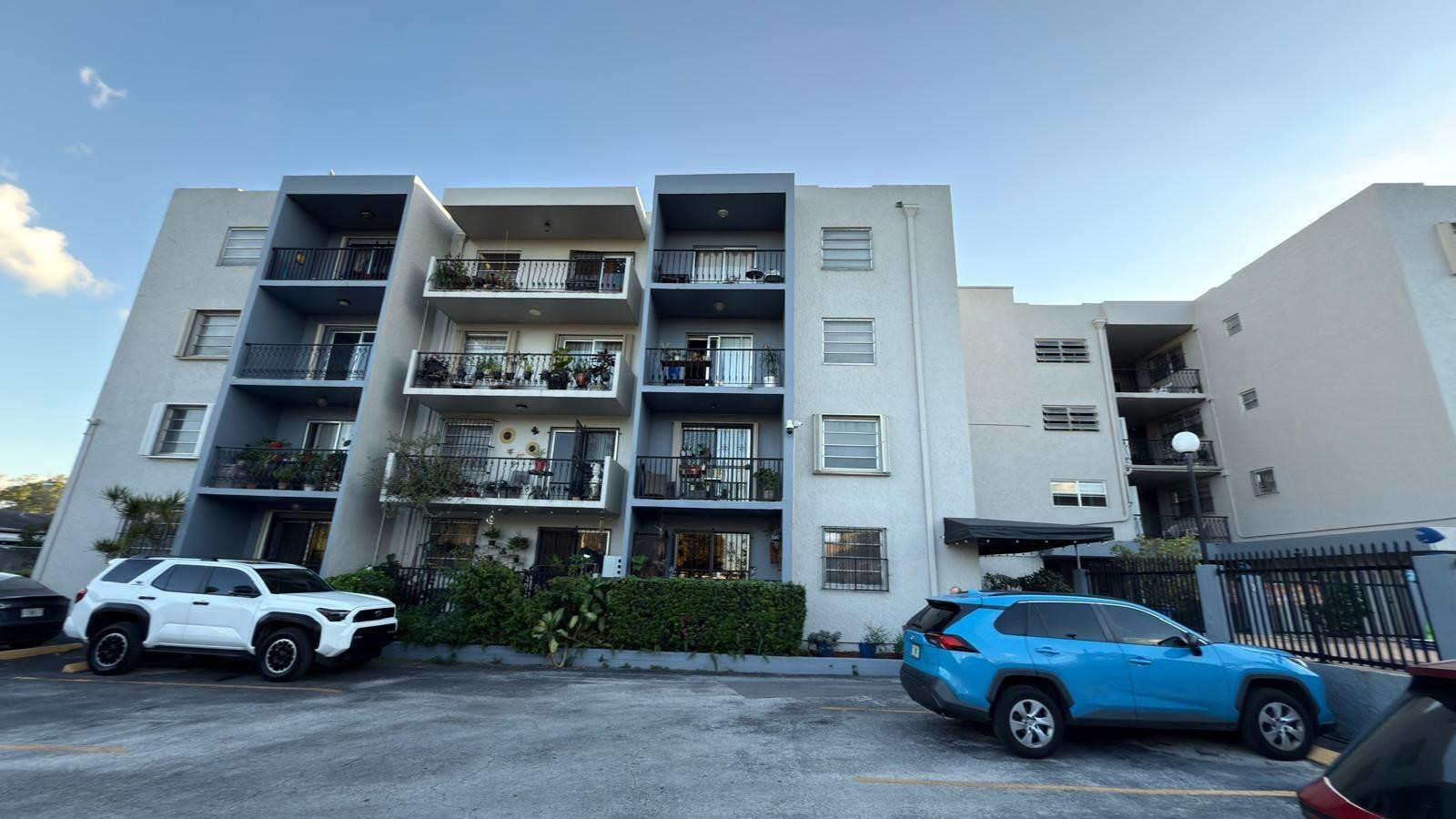 3181 SW 13th #114 Miami, FL 33145