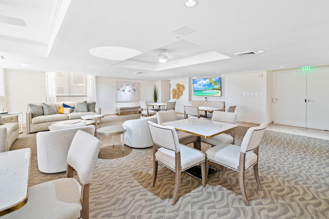 2011 N Ocean #902 Fort Lauderdale, FL 33305