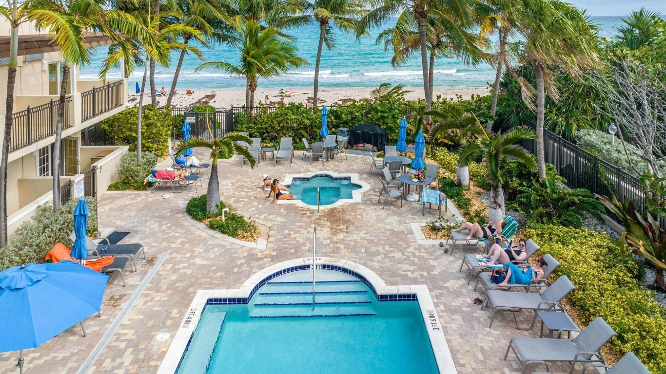 2011 N Ocean #902 Fort Lauderdale, FL 33305