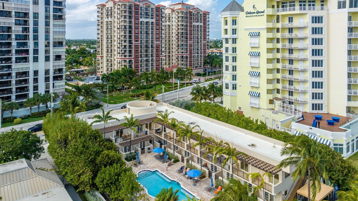 2011 N Ocean #902 Fort Lauderdale, FL 33305